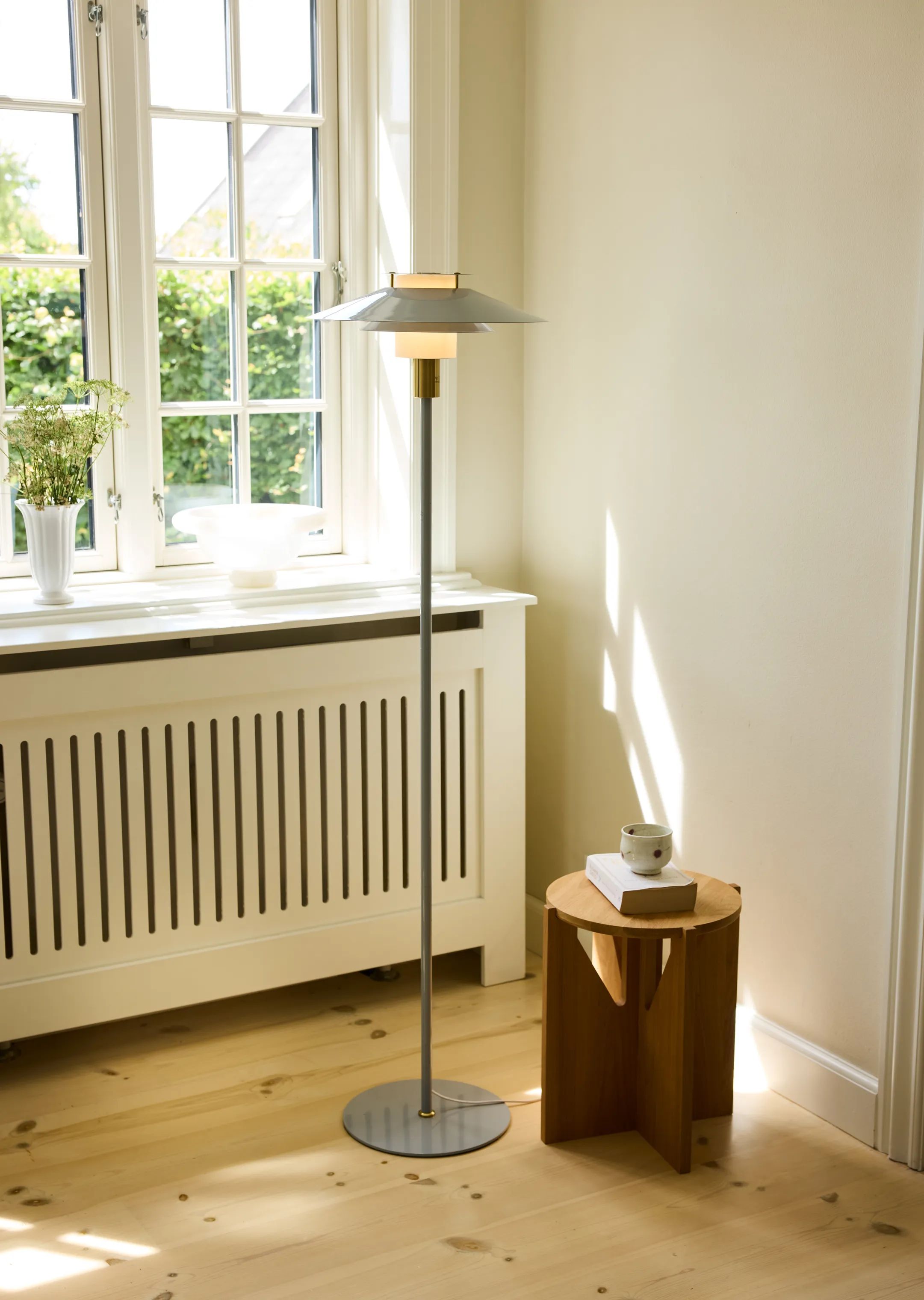 Halo Design Gulvlamper Rivoli Gulvlampe i Lysegrå, 2