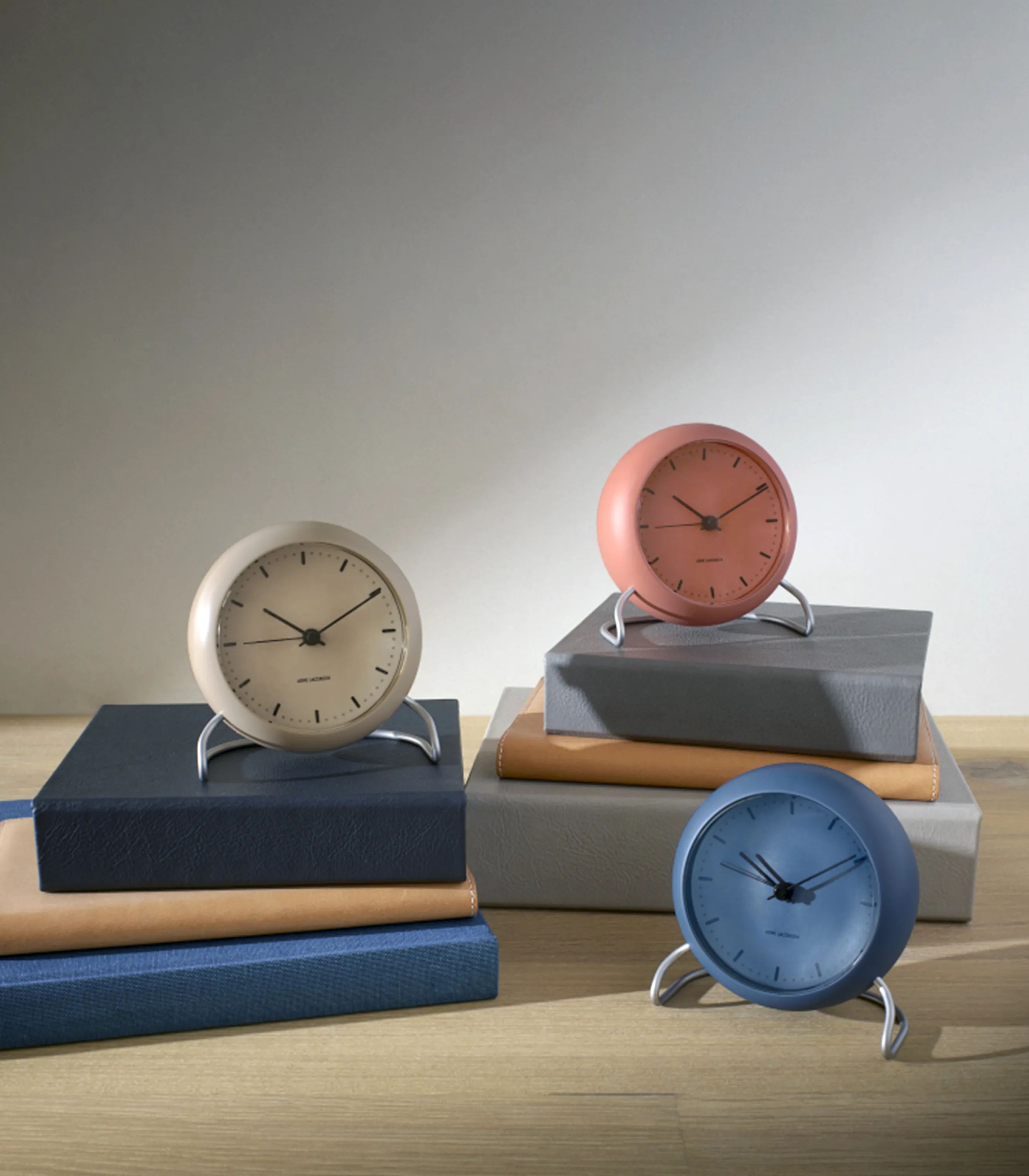 Arne Jacobsen Bordure City Hall Bordur i Stone blue, 2