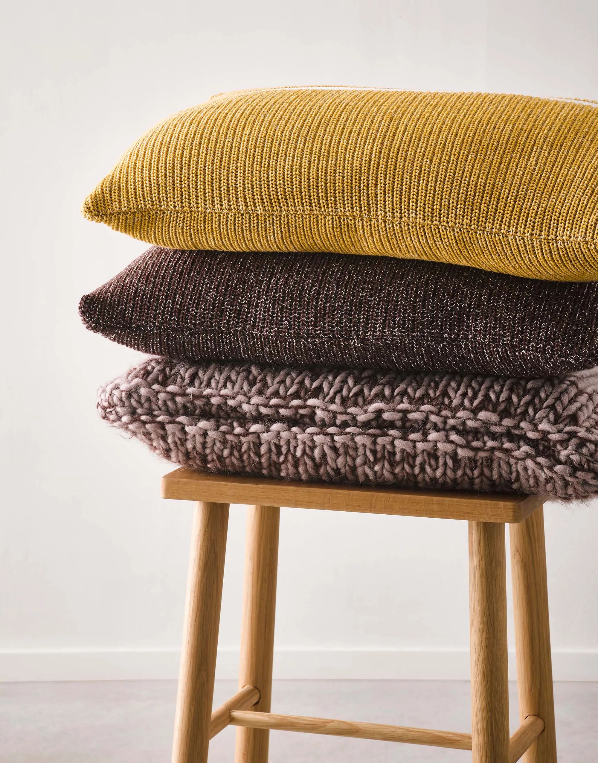 Marc O'Polo Pyntepuder Rivar Pude i Aubergine, H50 x B50 cm, 2