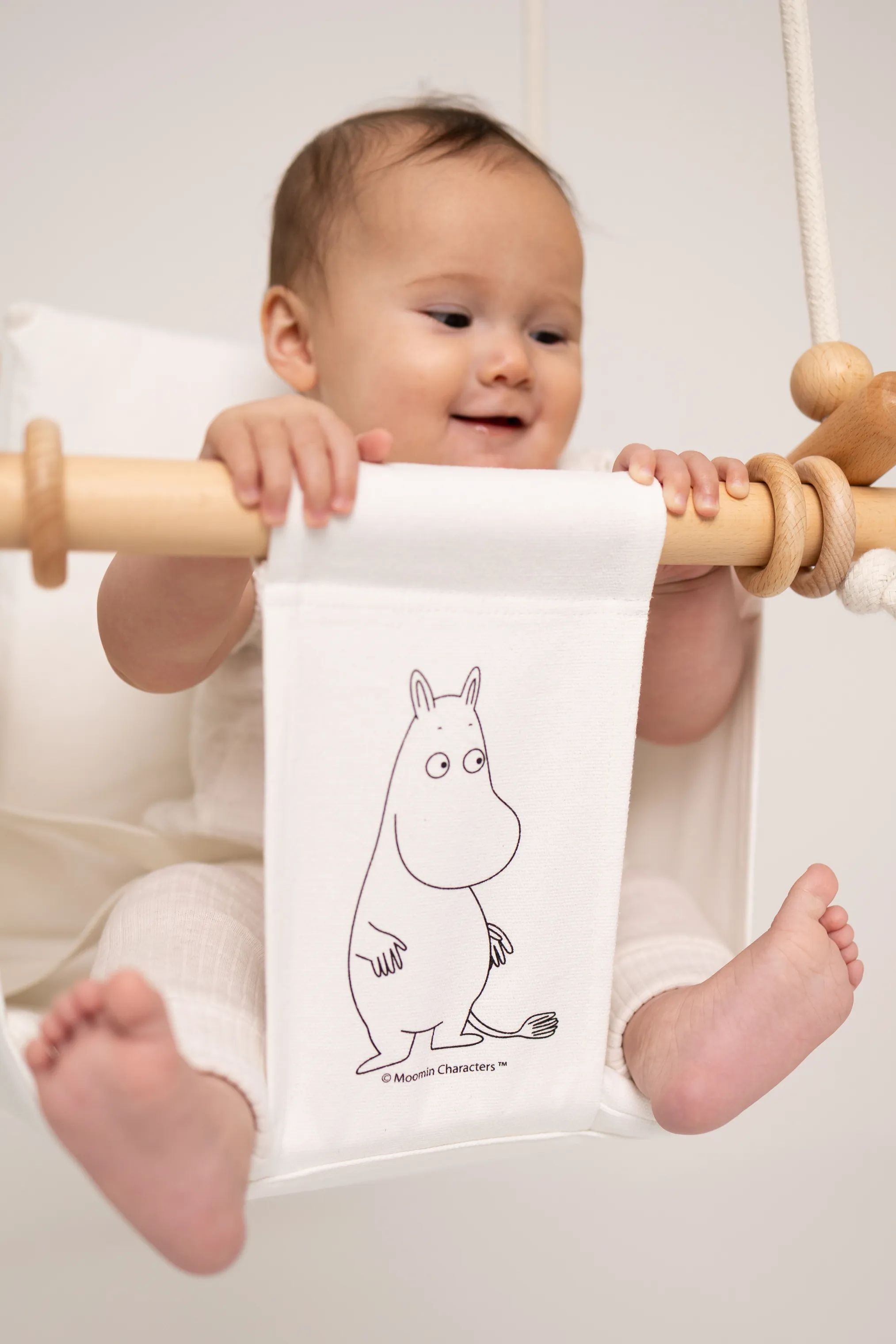 Barbo Toys Til børneværelset Mumi Baby Gynge i Natur, 6