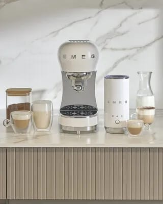 Smeg Espressomaskiner 50's style Espressomaskine med mælkeskummer i hvid, 2