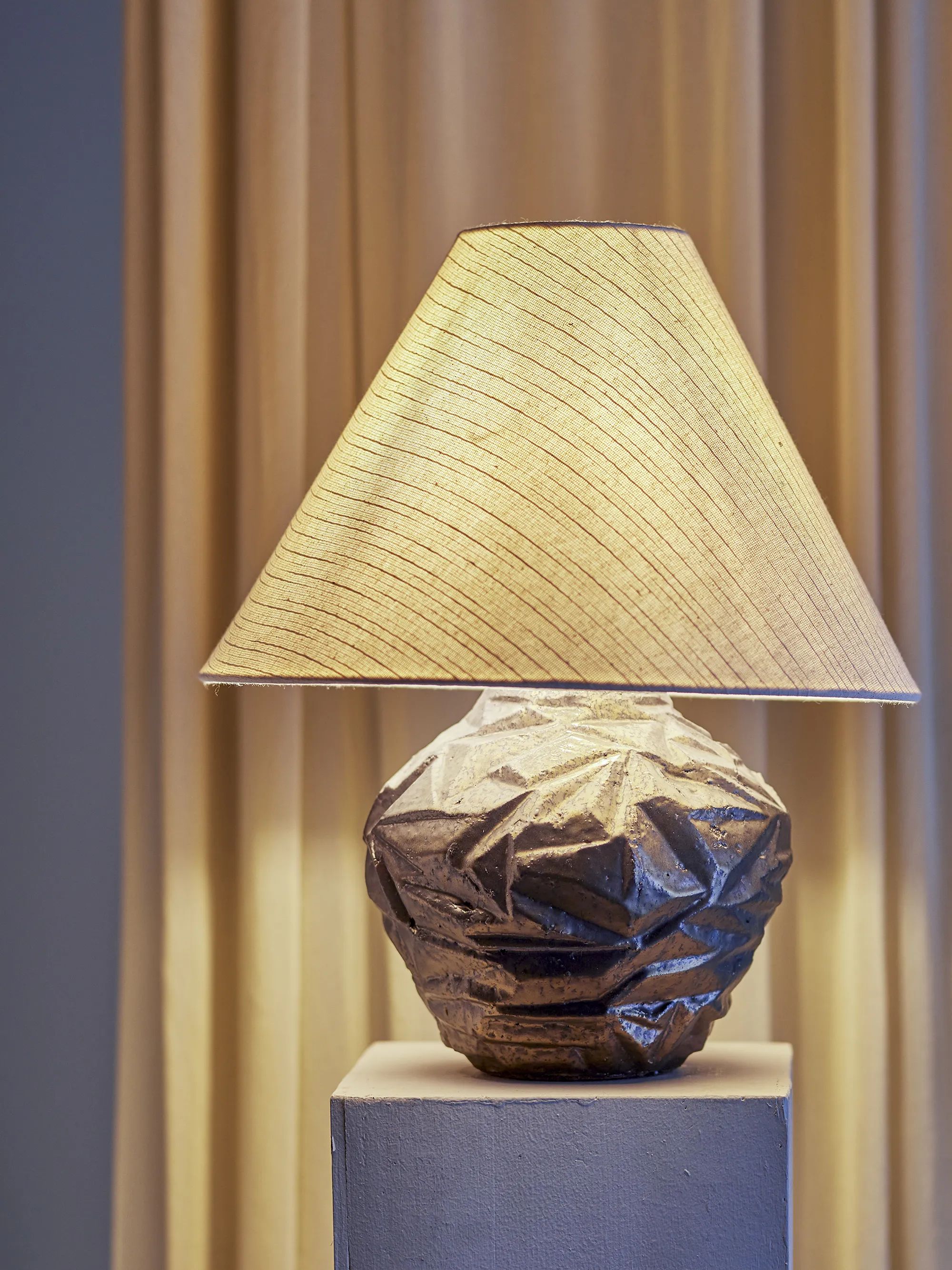 Bloomingville Bordlamper Carolla Bordlampe i Brun, 2