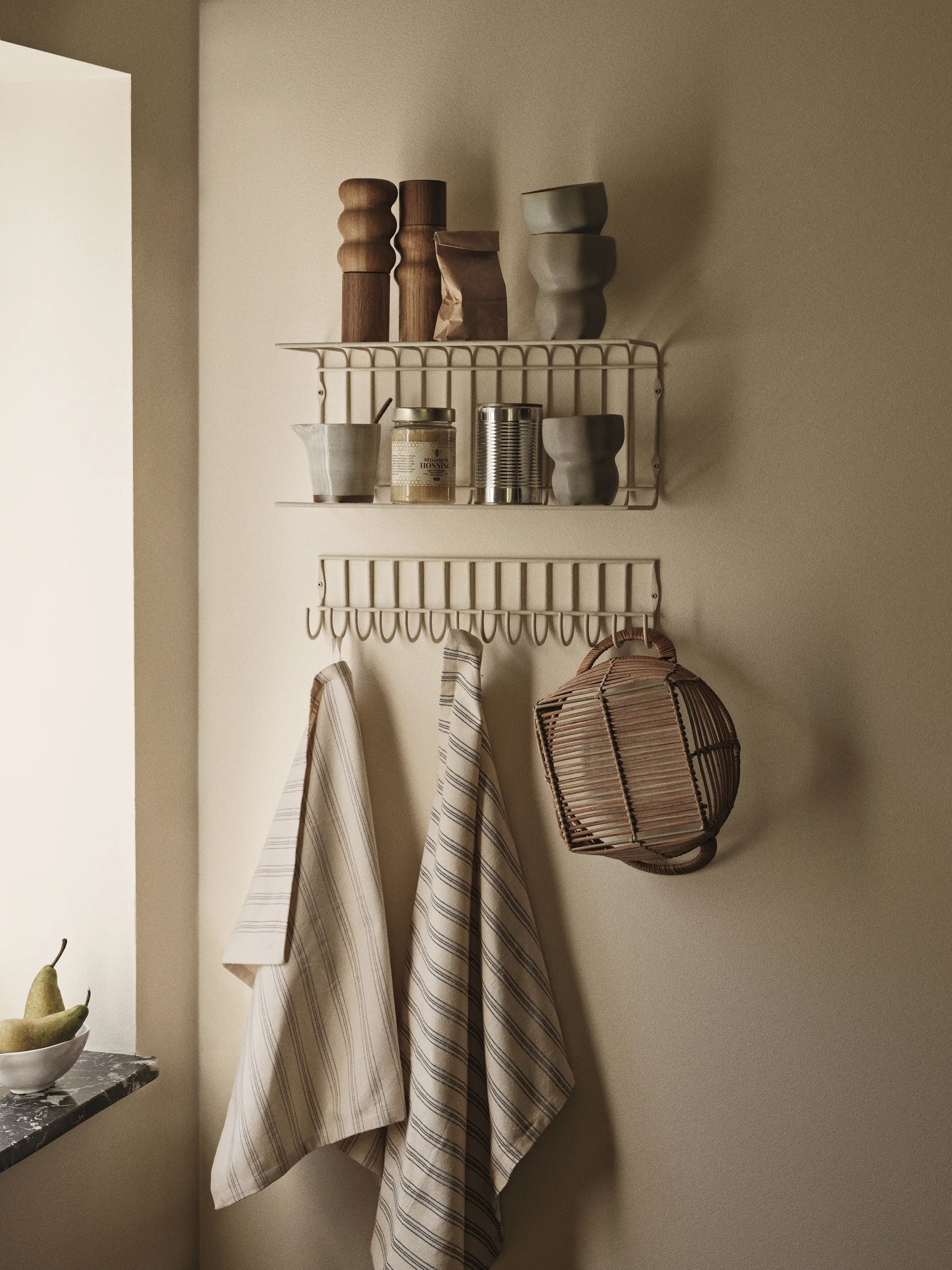 Broste Copenhagen Hylder Maggie Væghylde i Rainy Day Grey, 3