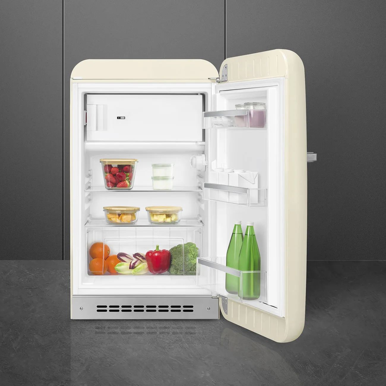 Smeg Køleskabe 50's Style Kølefryseskab i Creme, 2