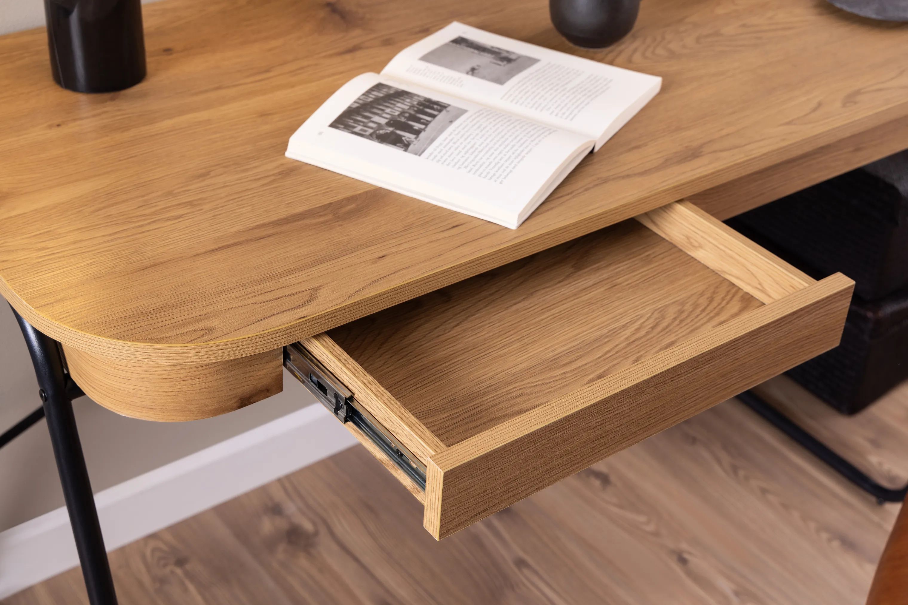 CASA Living Skriveborde Blueton Skrivebord i Natur, 2