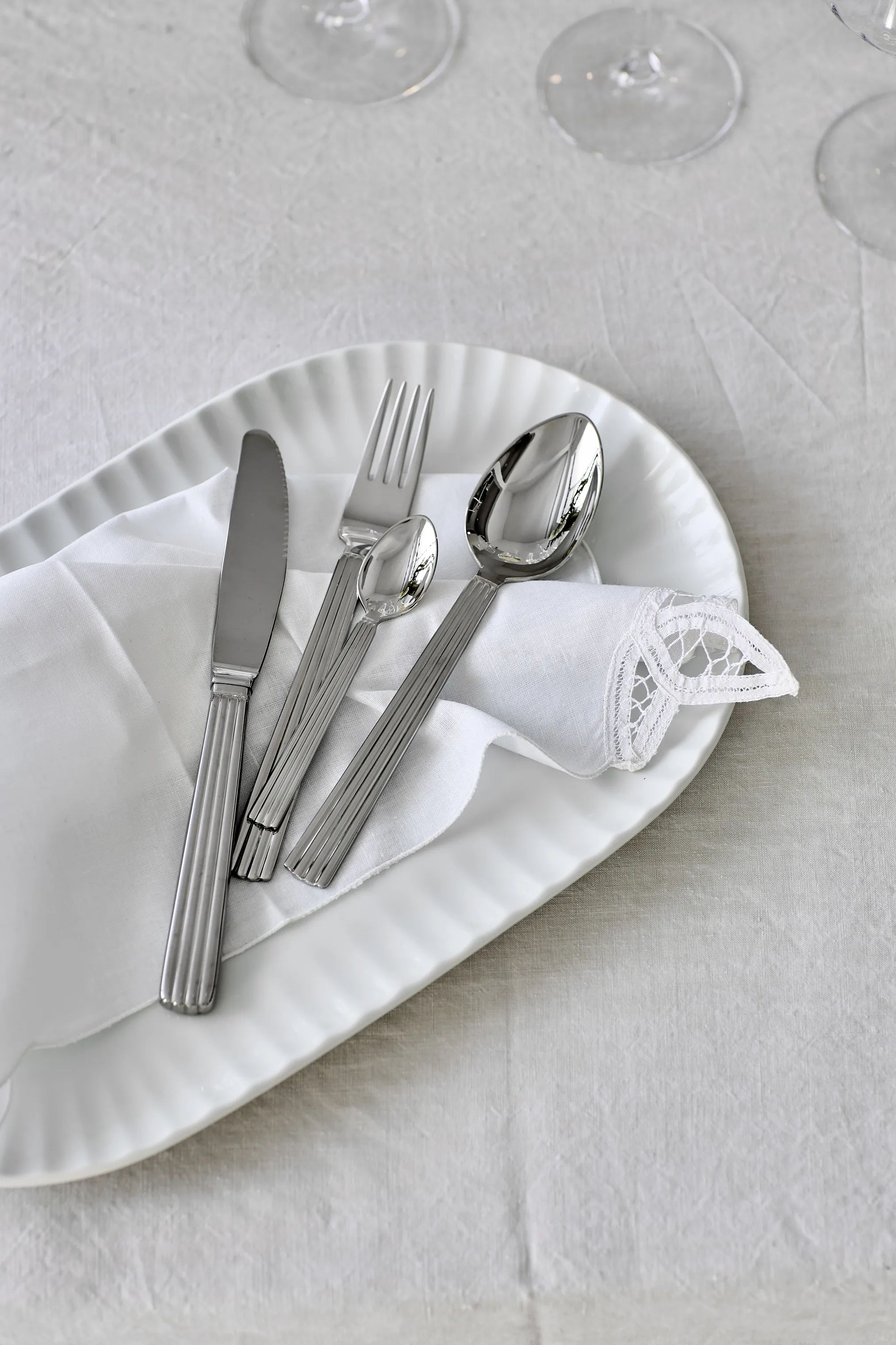 Georg Jensen Serveringsfade Bernadotte Coupe Serveringsfad i Hvid, 3