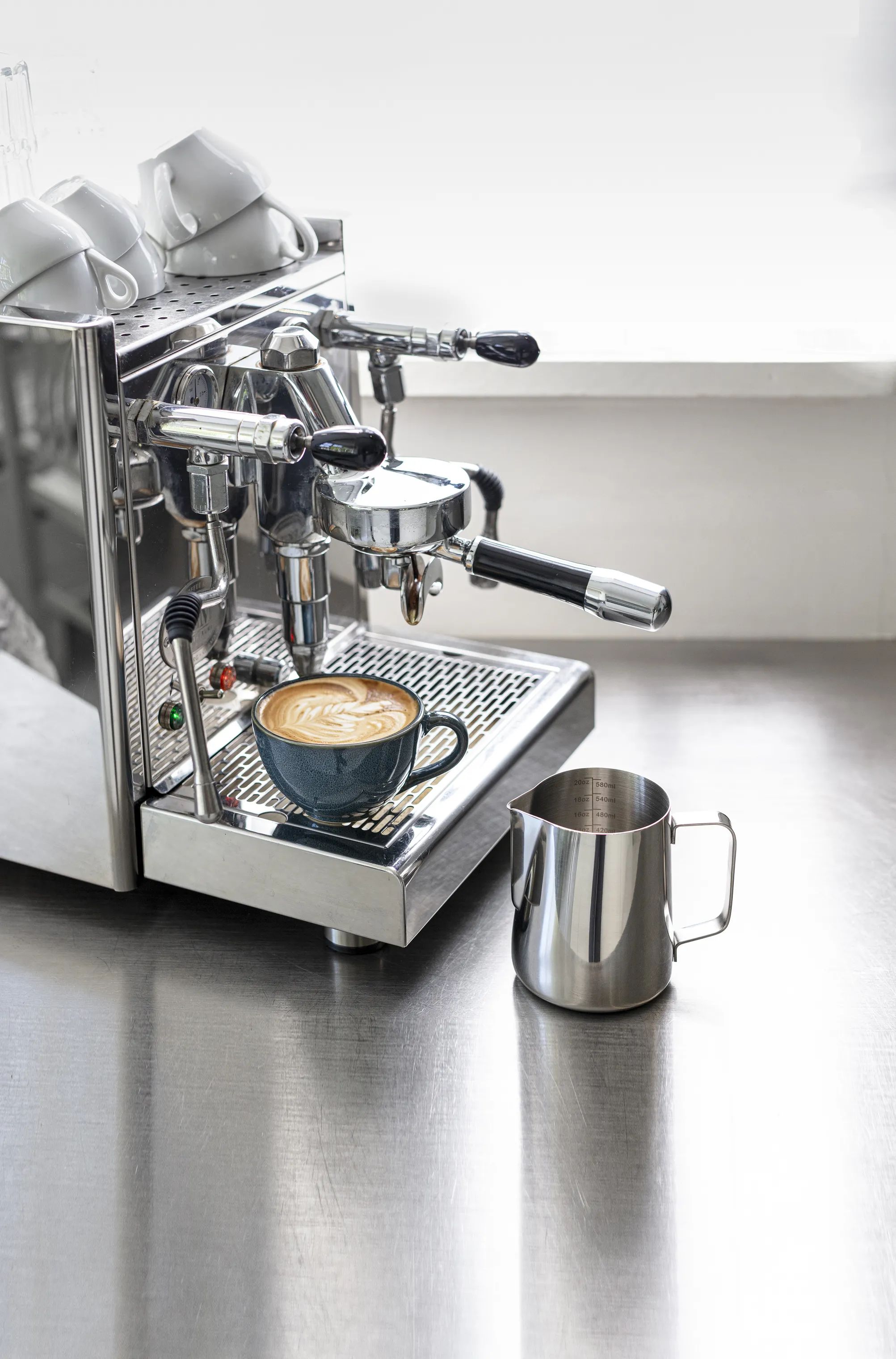 Cook & Baker Baristaudstyr Mælkekande i Stål, 580 ml, 2