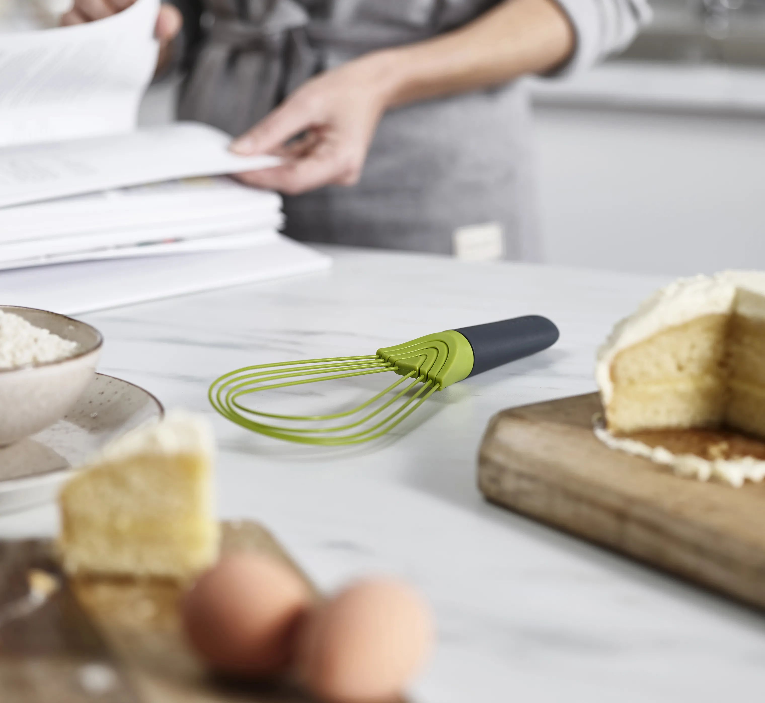 Joseph Joseph Piskeris Cookshop Twist 2-i-1 Piskeris i Grøn/grå, 28 cm, 2