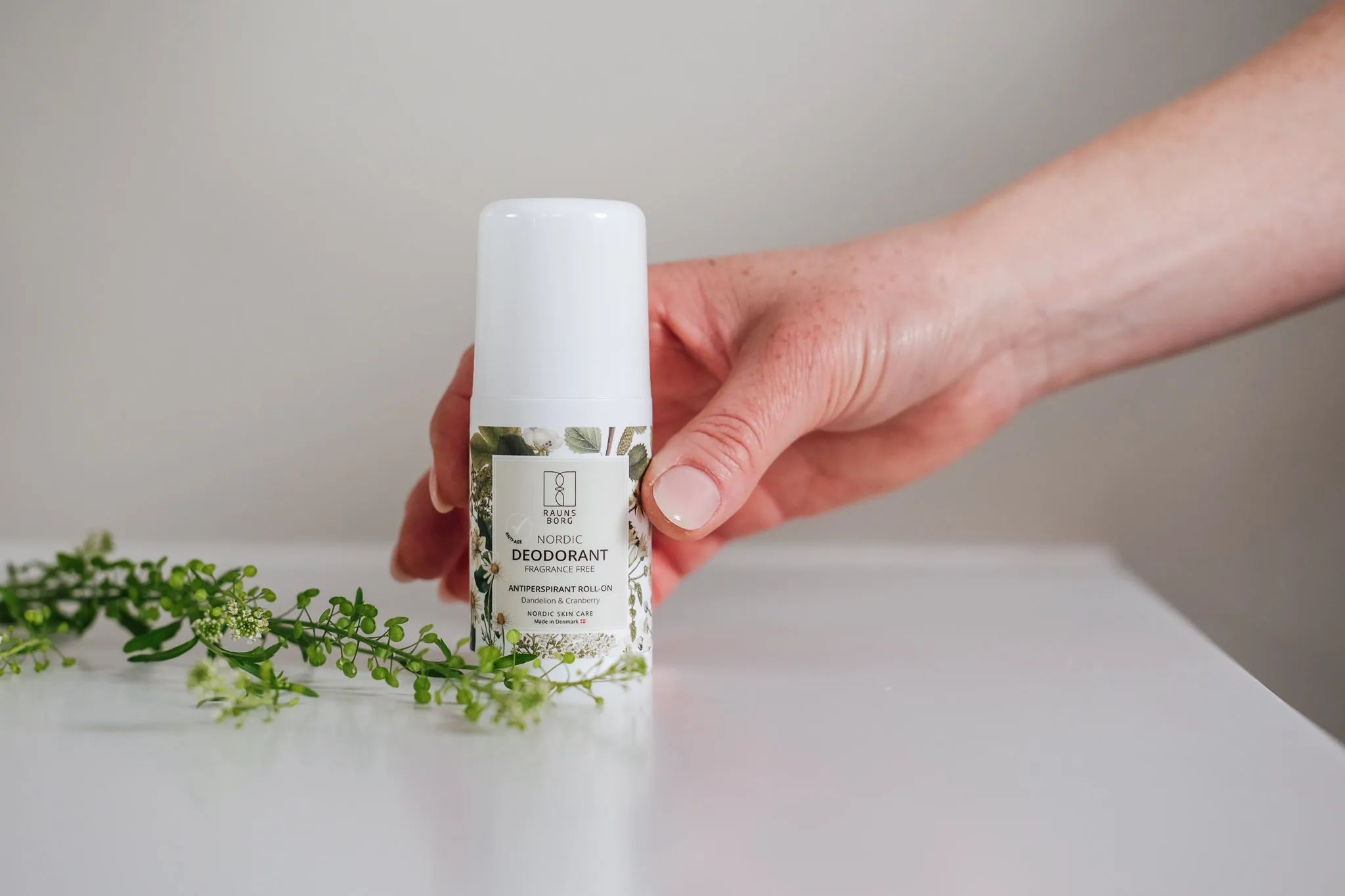 Raunsborg Kropspleje Nordic Roll-On Deodorant i Hvid, 3