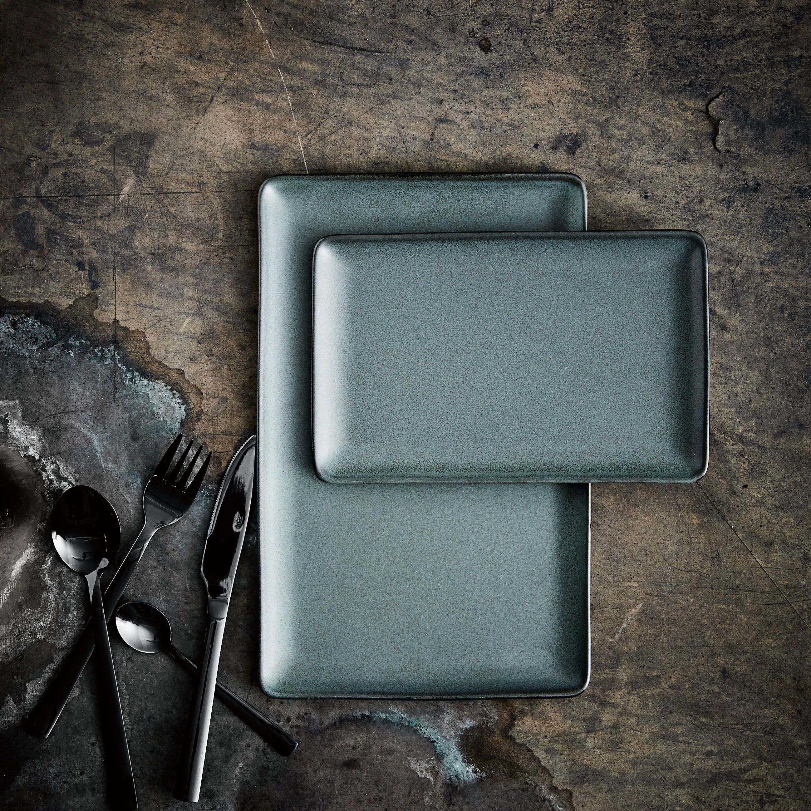 RAW by Aida Middagstallerkener Tallerken i Northern Green, B20 x L31,5 cm, 2