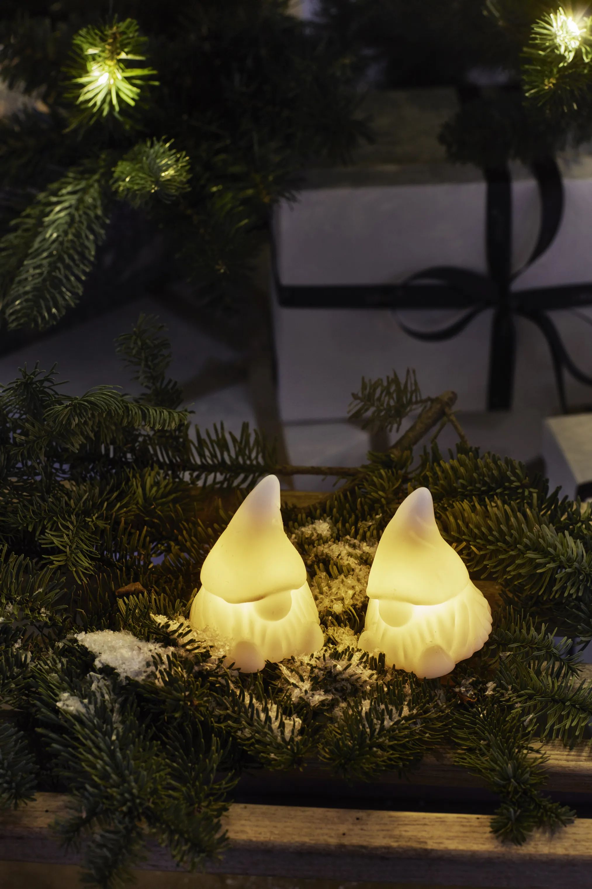 Sirius Nisser Coco Nisse med lys i H14 x Ø10 cm, 2