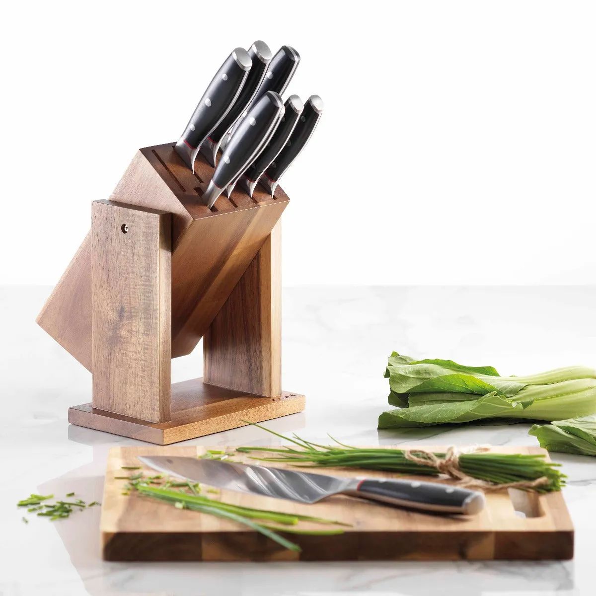 THE CUSTOM CHEF™ Knivblokke med knive Cuisine::pro®
iconiX™ Cuisine::pro iconiX™ Drenhen Knivblok - 9 dele i Brun, 2