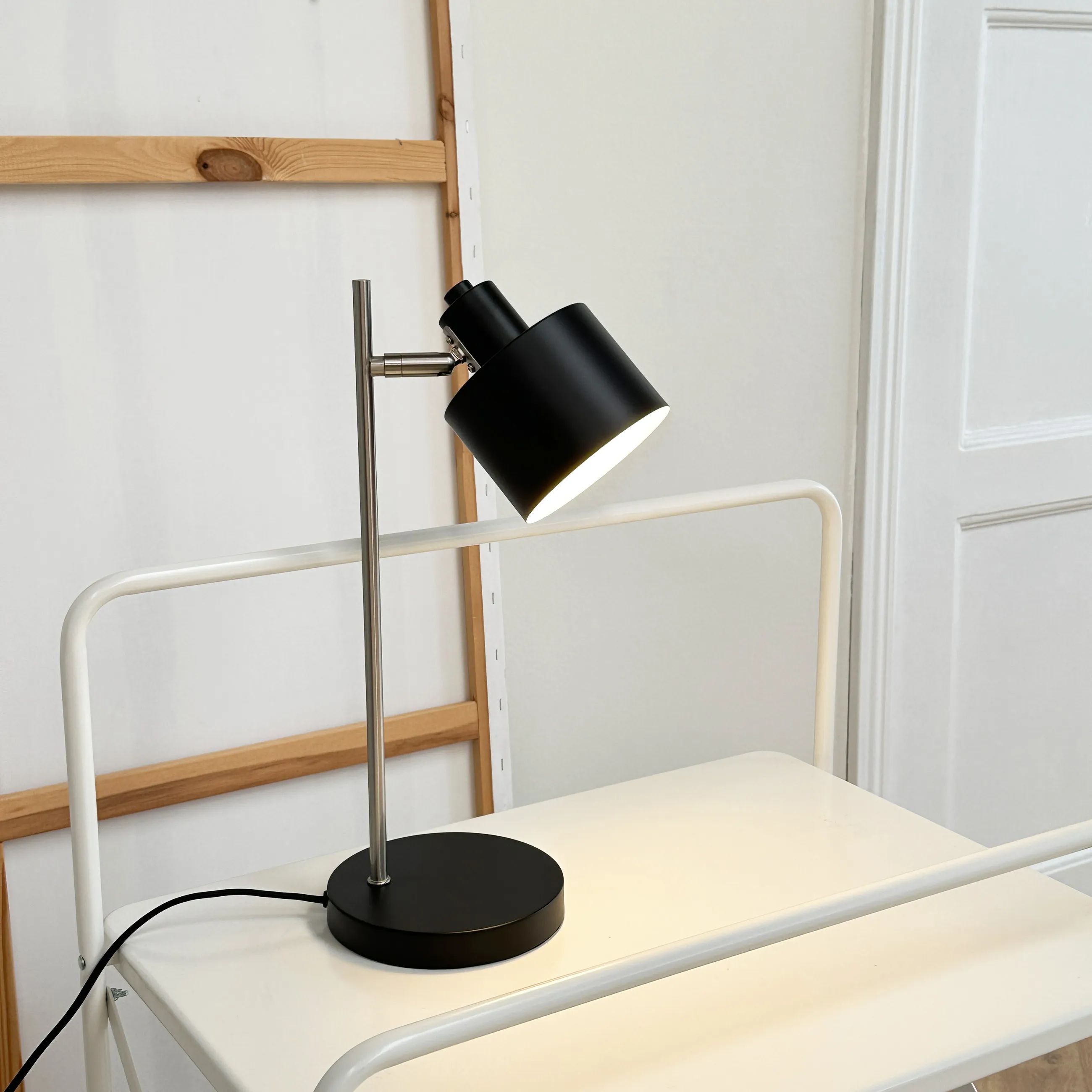 Dyberg Larsen Bordlamper Ocean Bordlampe i Sort/ Børstet stål, 2