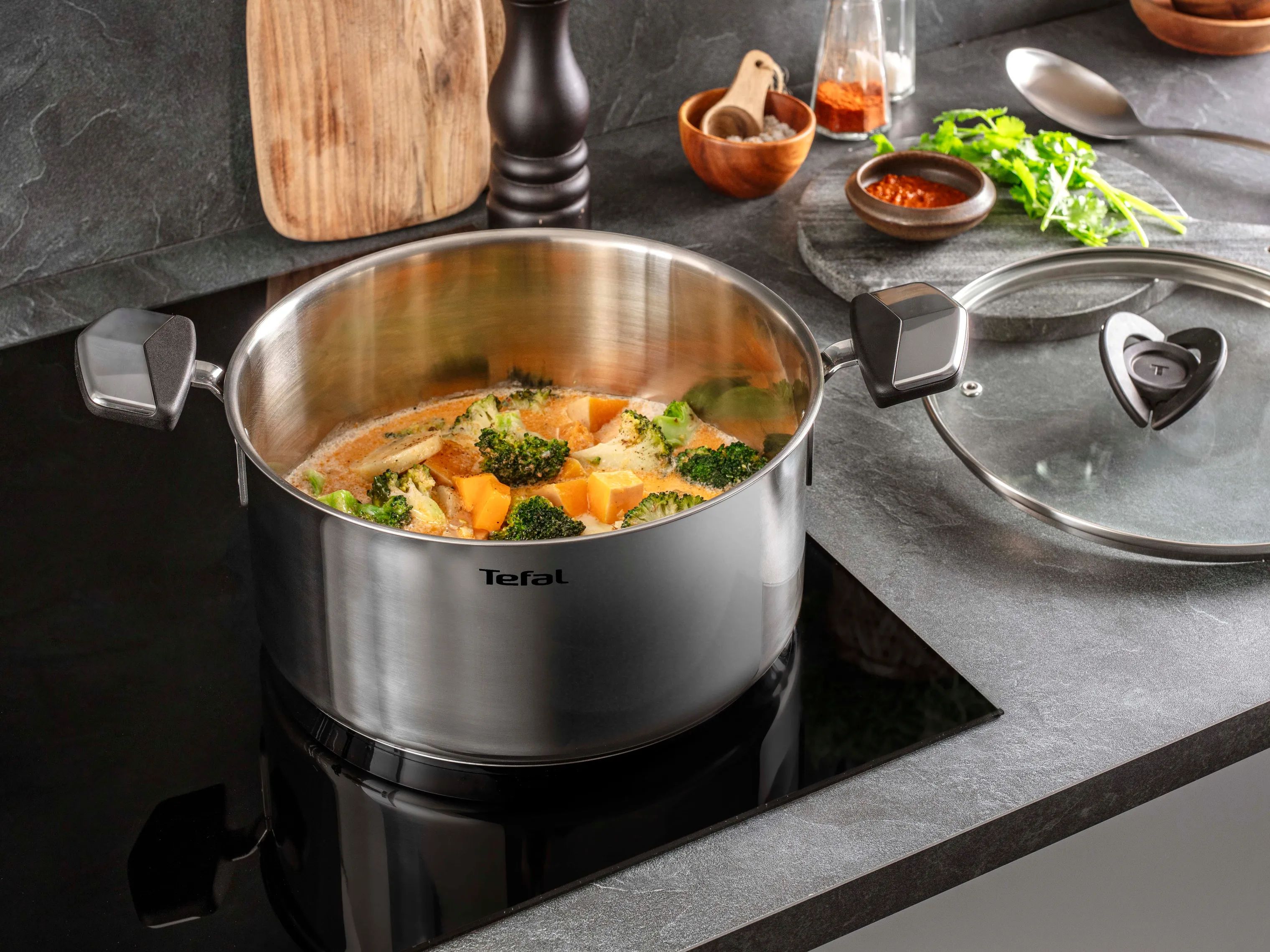 Tefal Gryder Emotion Plus SS Uncoated Gryde i 4.5 L, 3