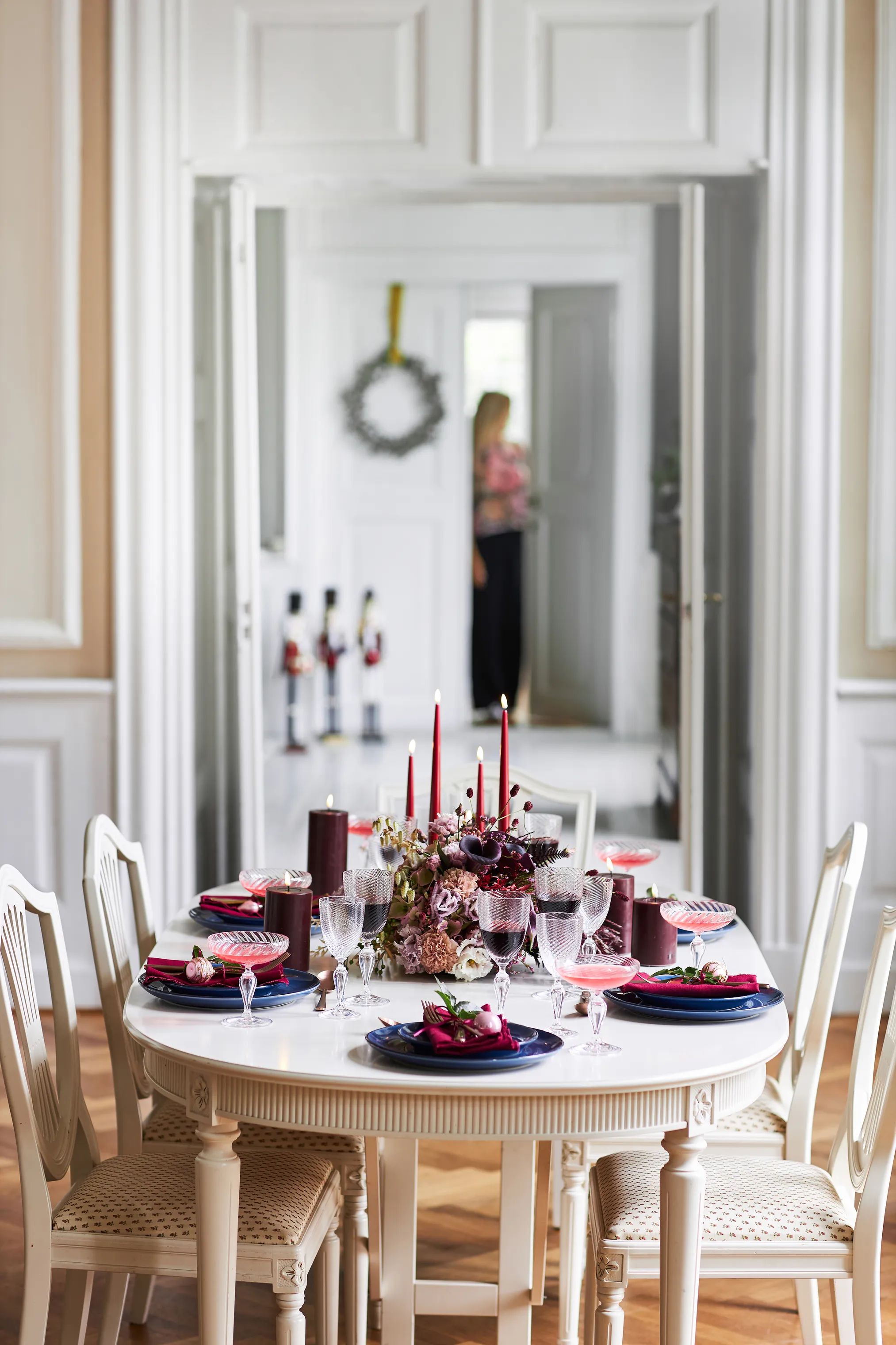 Deluxe Homeart LED-lys Real Flame LED Bloklys i Mørk Bourgogne, 10 cm, 2