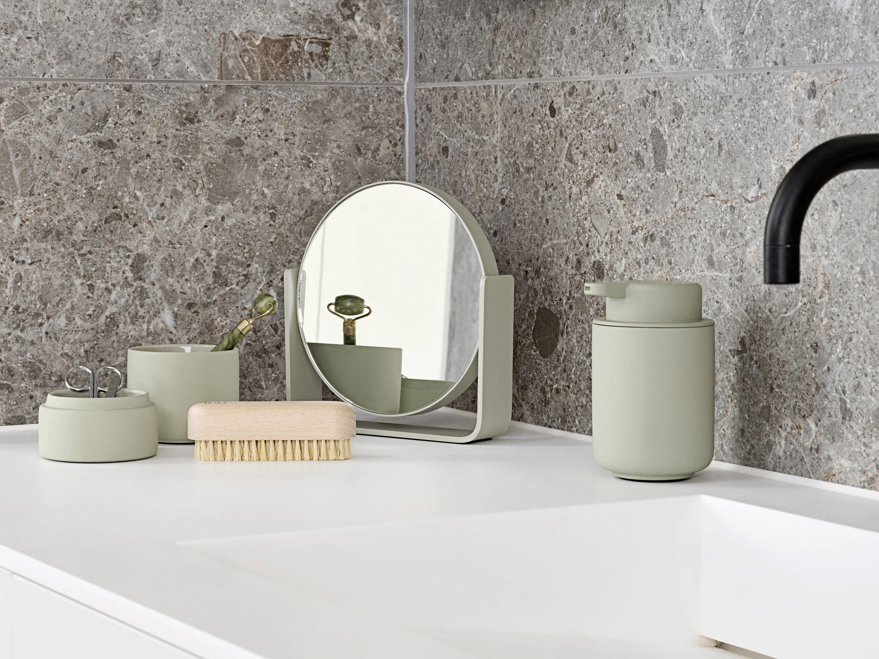 Zone Makeupspejle Ume Bordspejl i Eucalyptus, 2