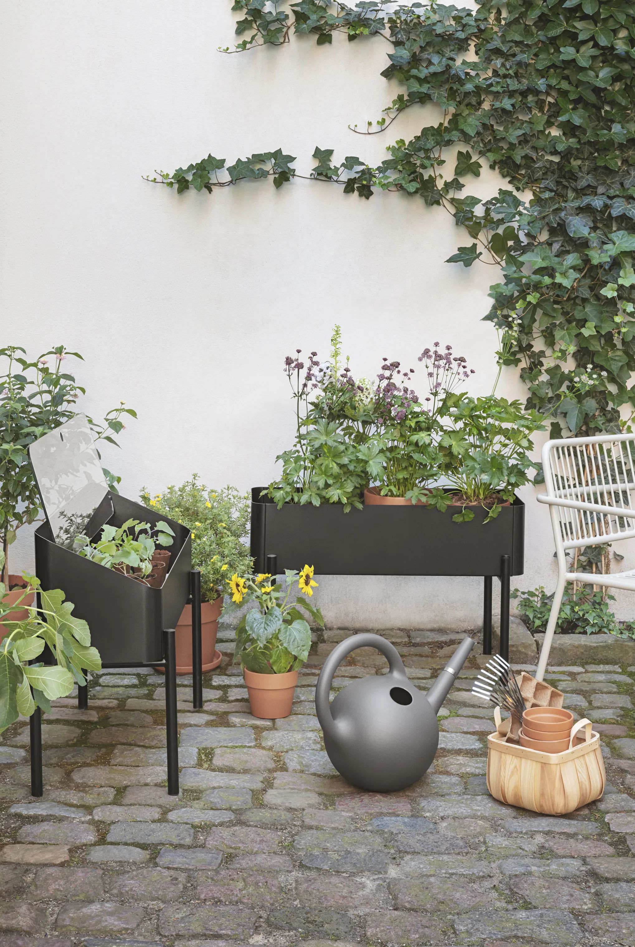 Eva Solo Altankasser Simply Grow Plantekasse i Sort, 3