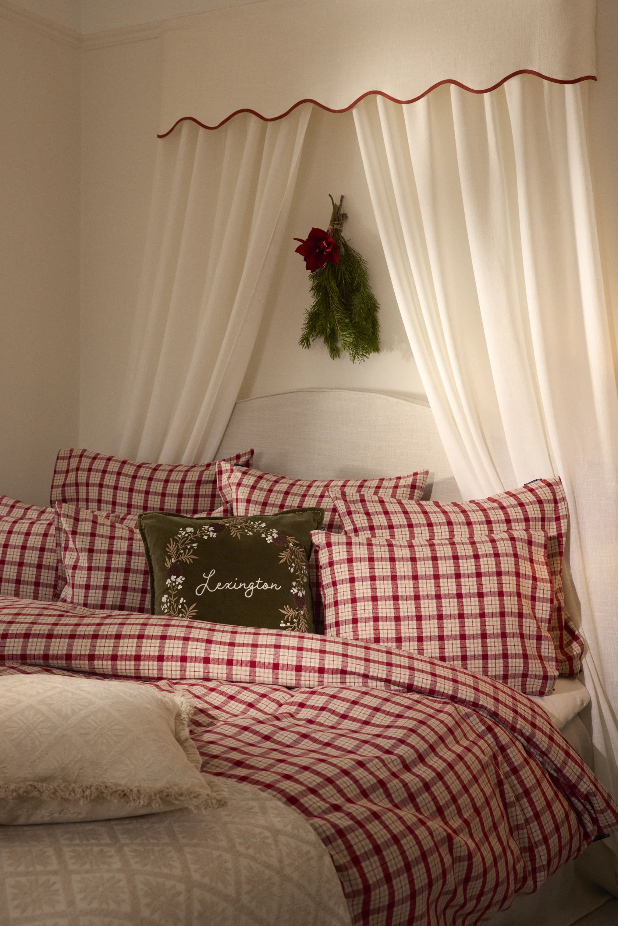 Lexington Sengetøj Holiday Collection 2025 Sengetøj i Rød, B140 x L200 cm, 3