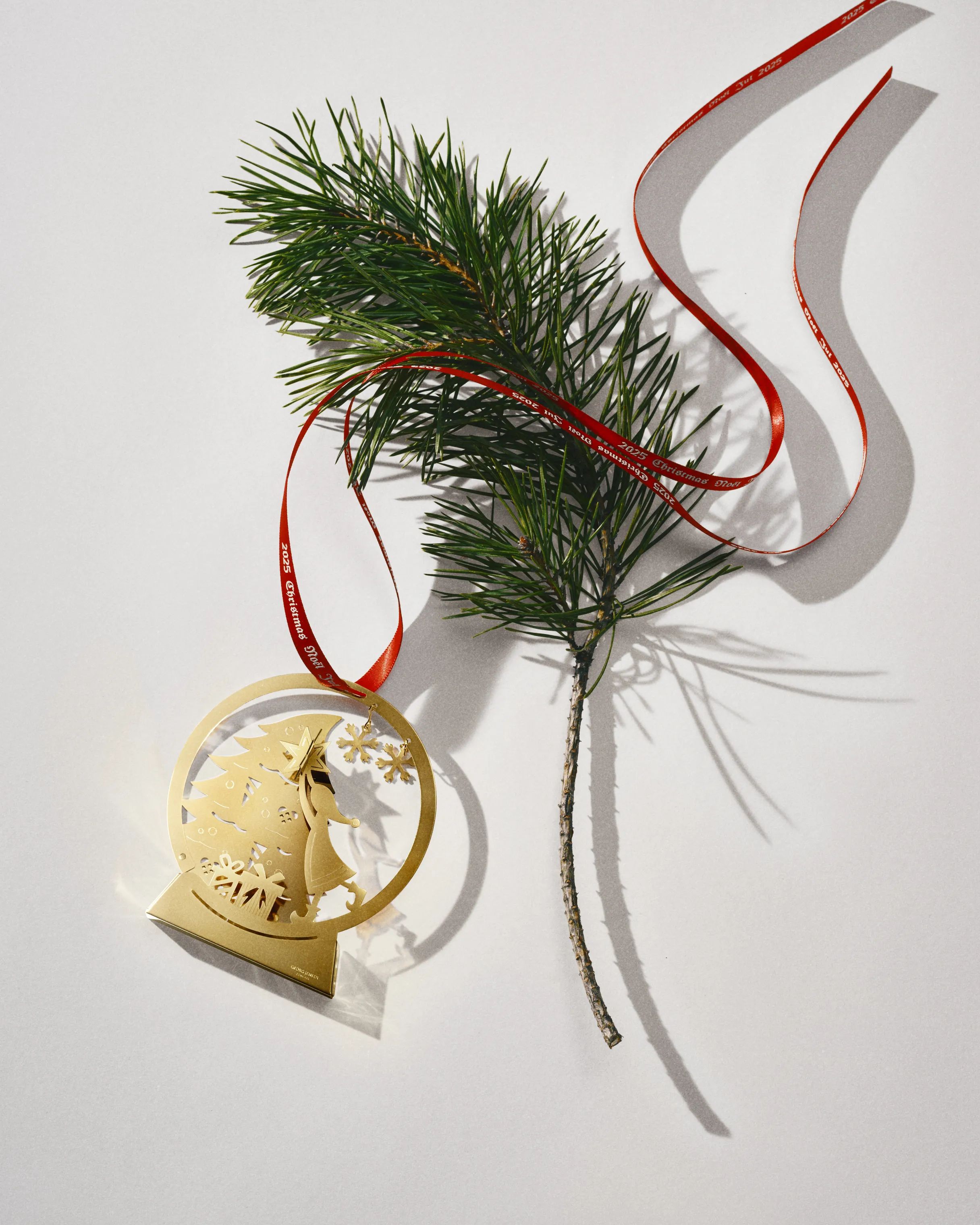 Georg Jensen Juleophæng Christmas Collectibles CC 2025 Juleuro - Snekugle i Guld, 2