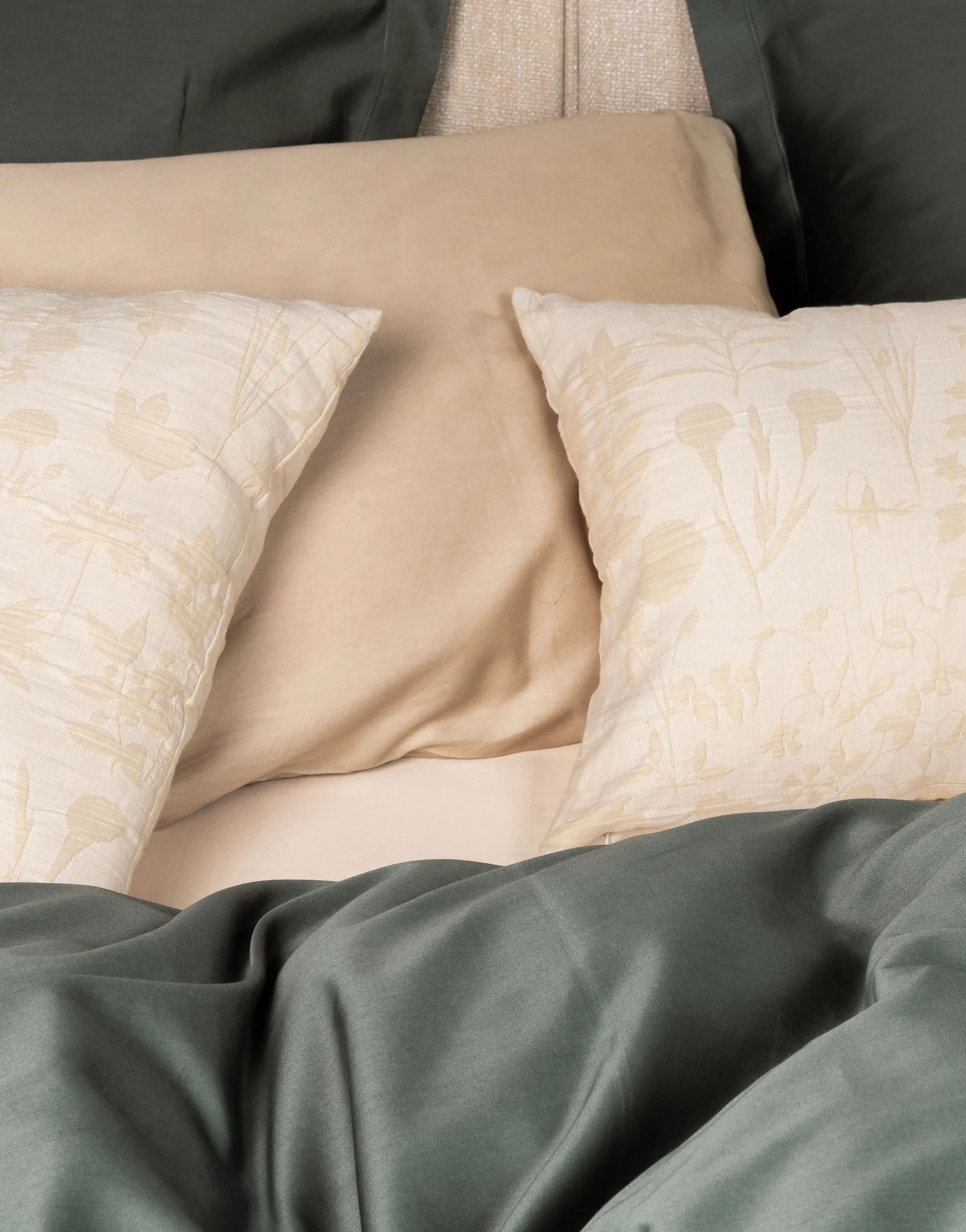 Essenza Pyntepuder Maribel Pyntepude i Oatmeal, B40 x L90 cm, 3