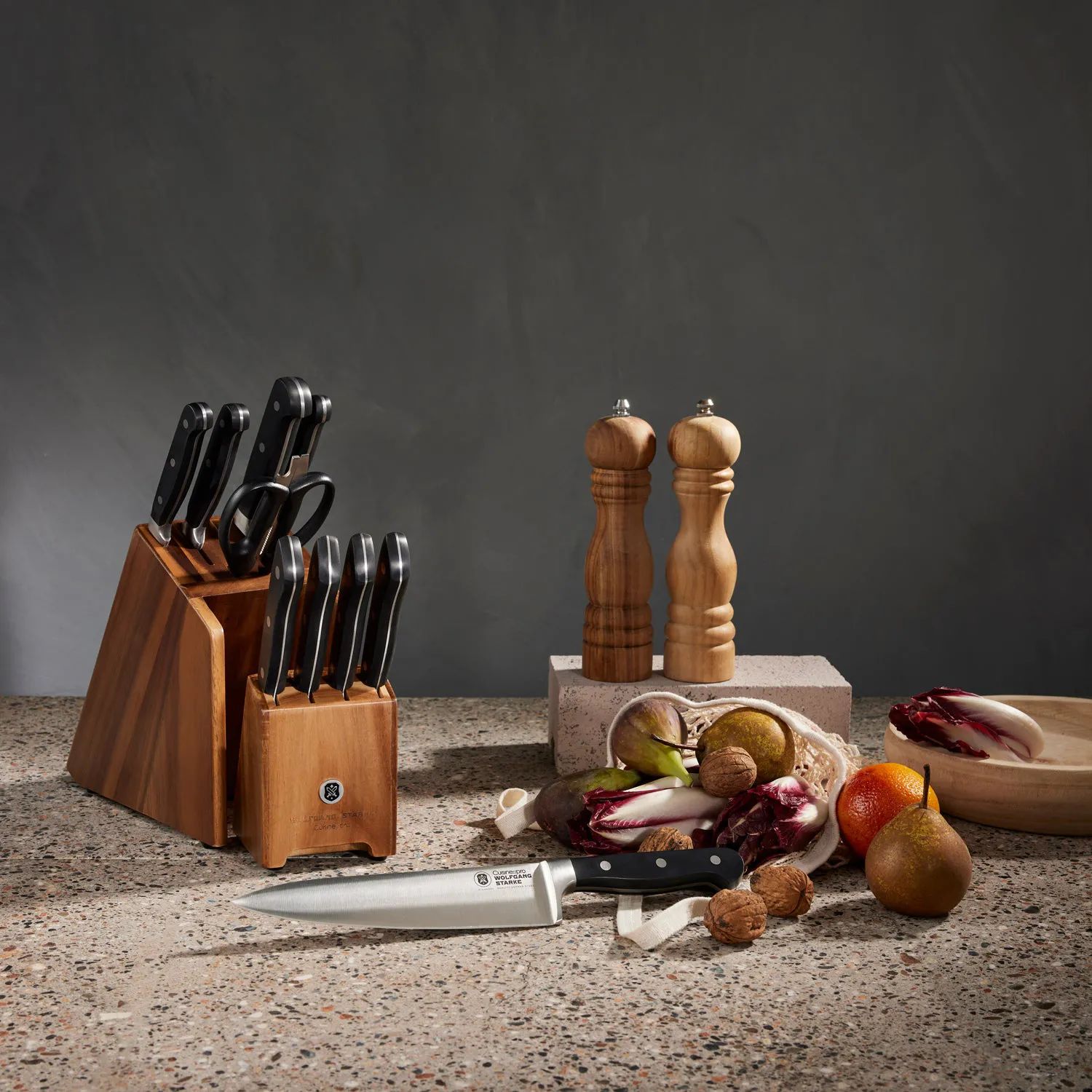 THE CUSTOM CHEF™ Knivblokke med knive Cuisine::pro® WOLFGANG
STARKE™ Cuisine::pro WOLFGANG STARKE™ Kutchin Knivblok - 11 dele i Brun, 2