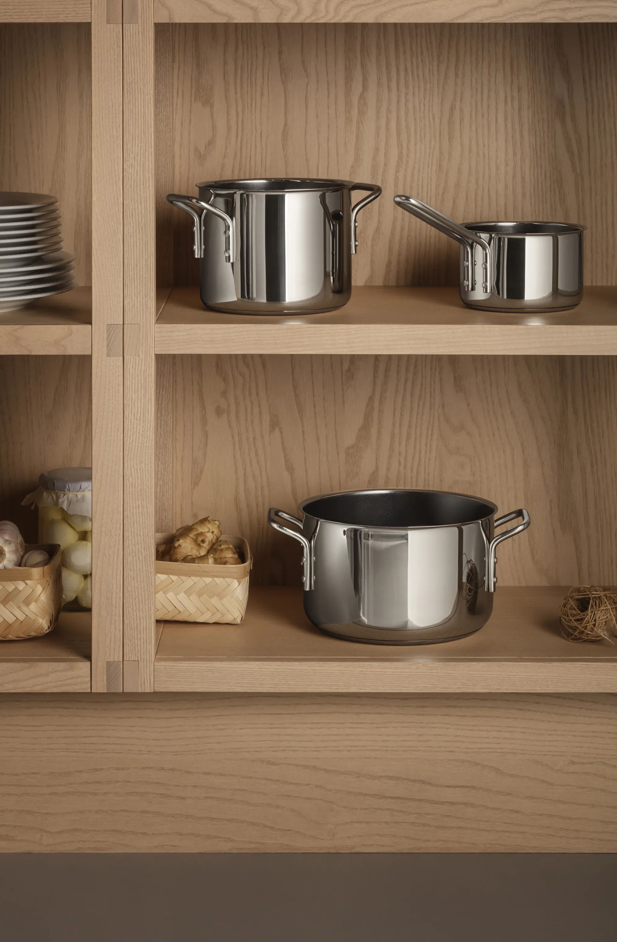 Eva Trio Gryder Stainless Steel Keramisk Rec. Stainless Steel Gryde i 2.2 L, 2
