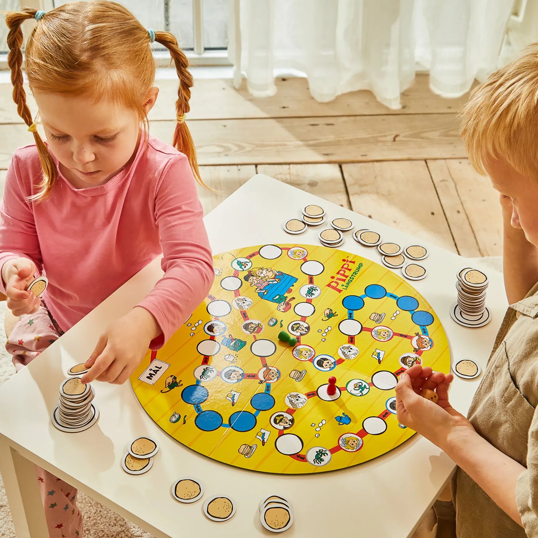 Barbo Toys Spil Pippi Langstrømpe Pippi Langstrømpe Brætspil - Pandekage i Multifarvet, 2