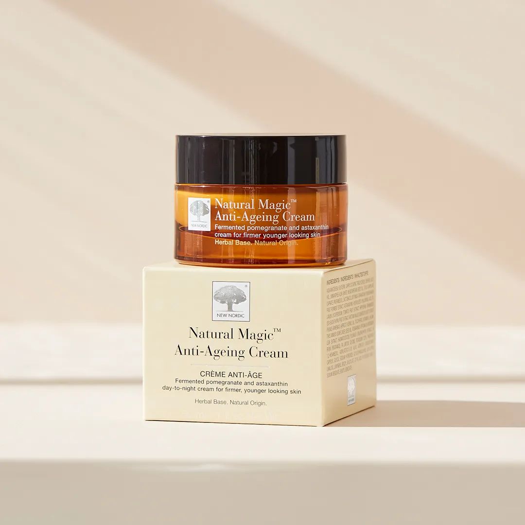 New Nordic Ansigtspleje Natural Magic Anti-ageing Ansigtscreme i Klar, 2