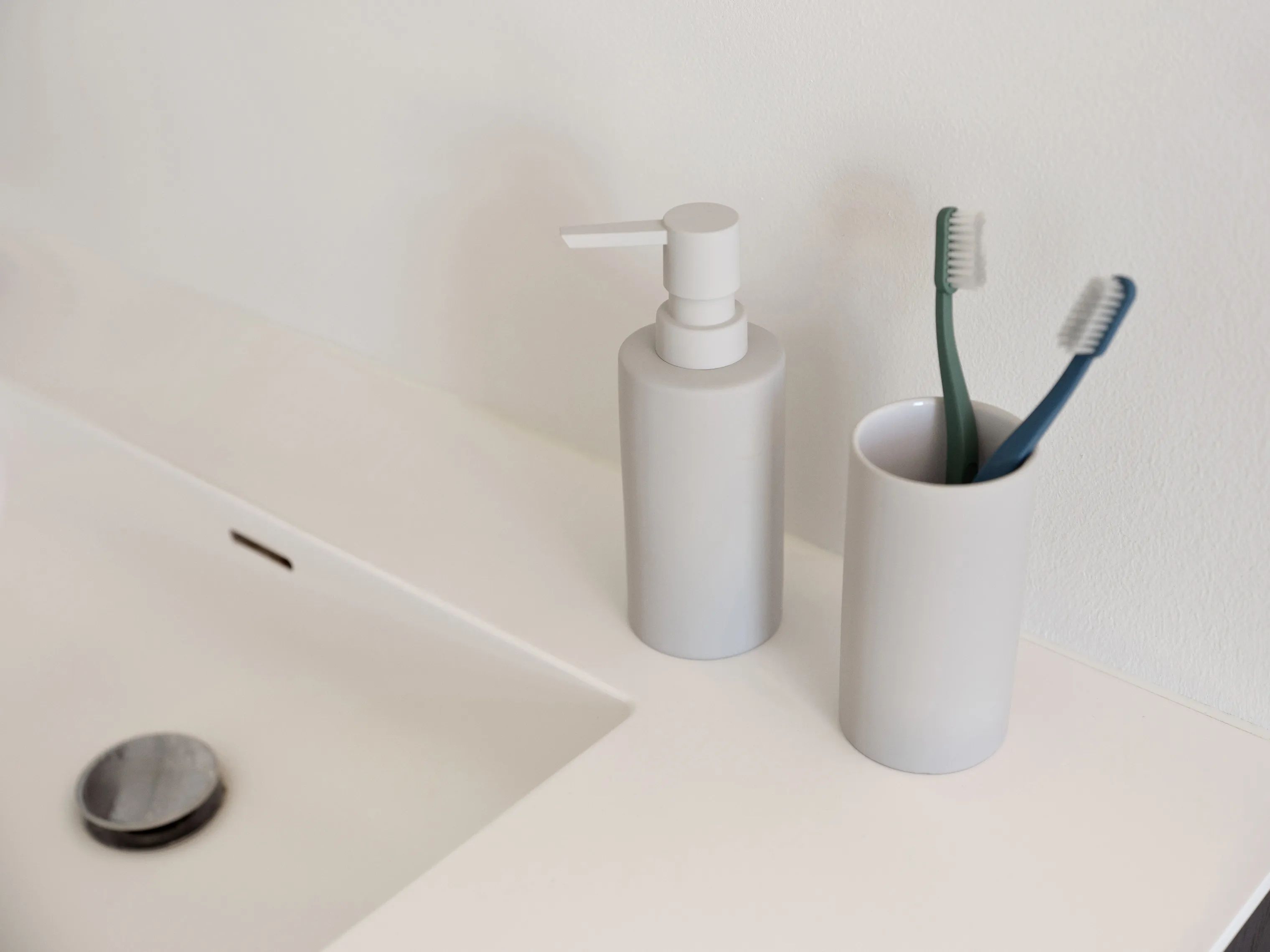 Zone Sæbedispensere Solo Sæbedispenser i Soft grey, 2