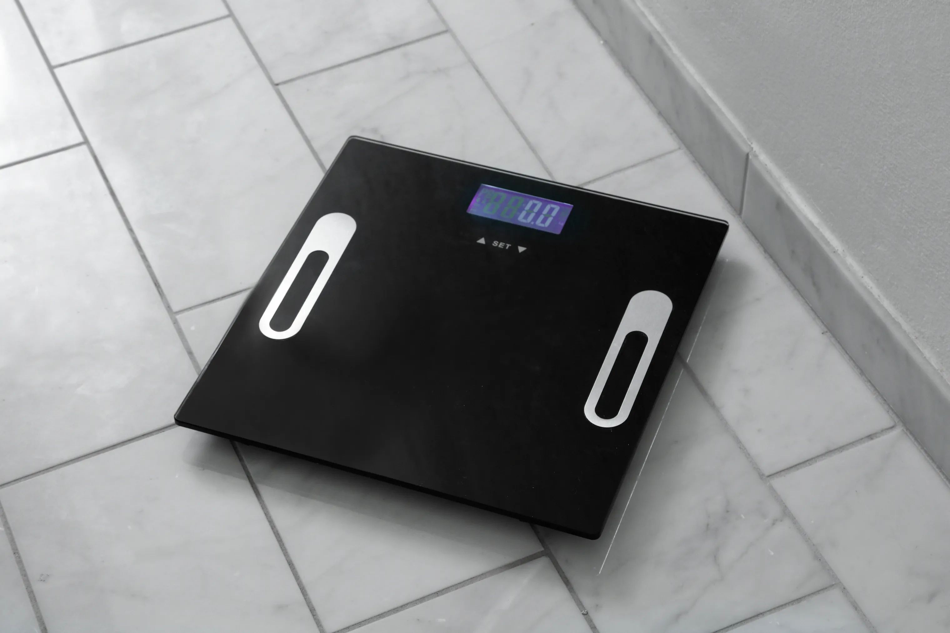 CASA Living Badevægte BMI Personvægt i Sort, 3