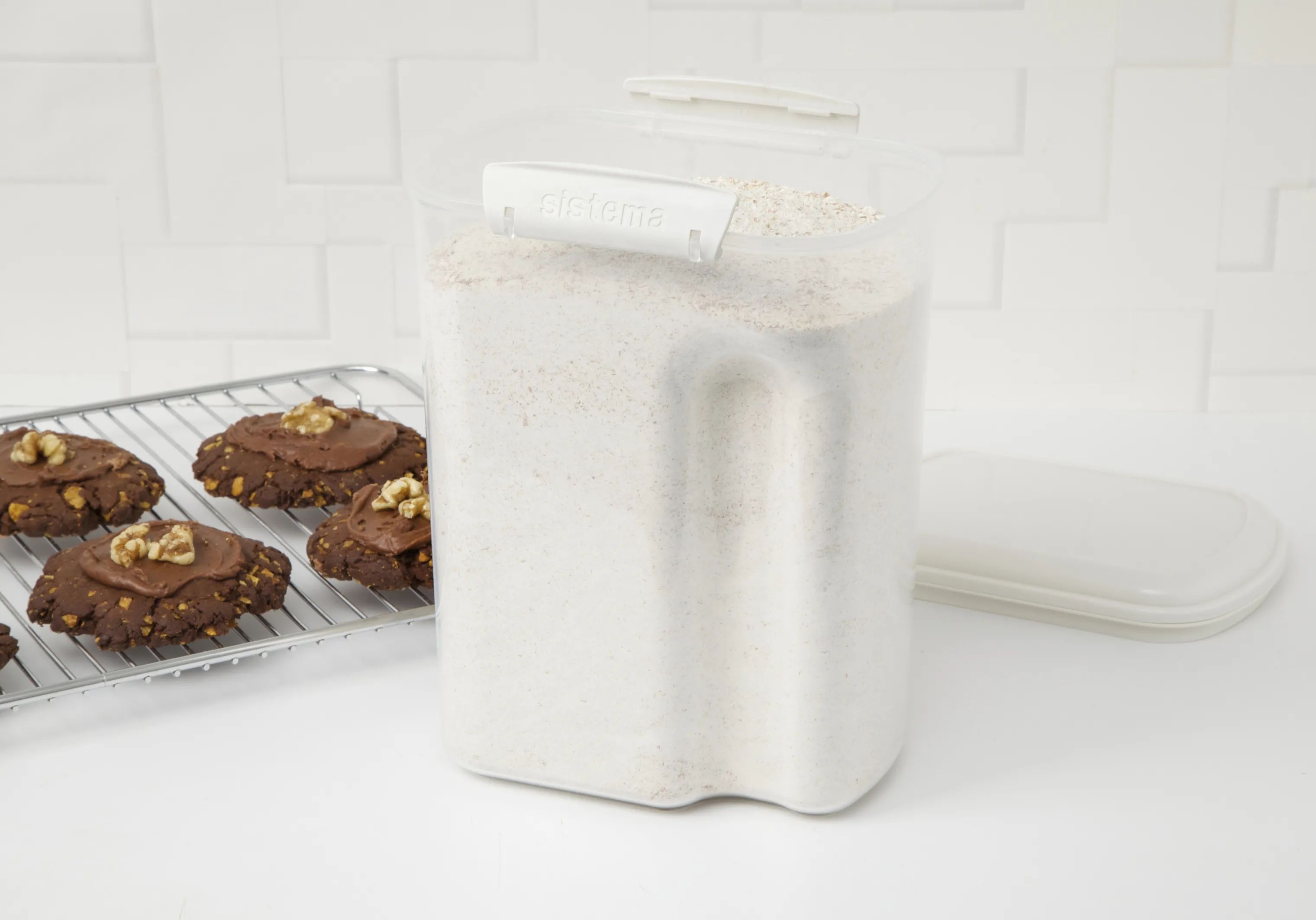Sistema Opbevaringsbokse Bake It Bake It Opbevaringsboks m. måleske i 3.25 L, 2