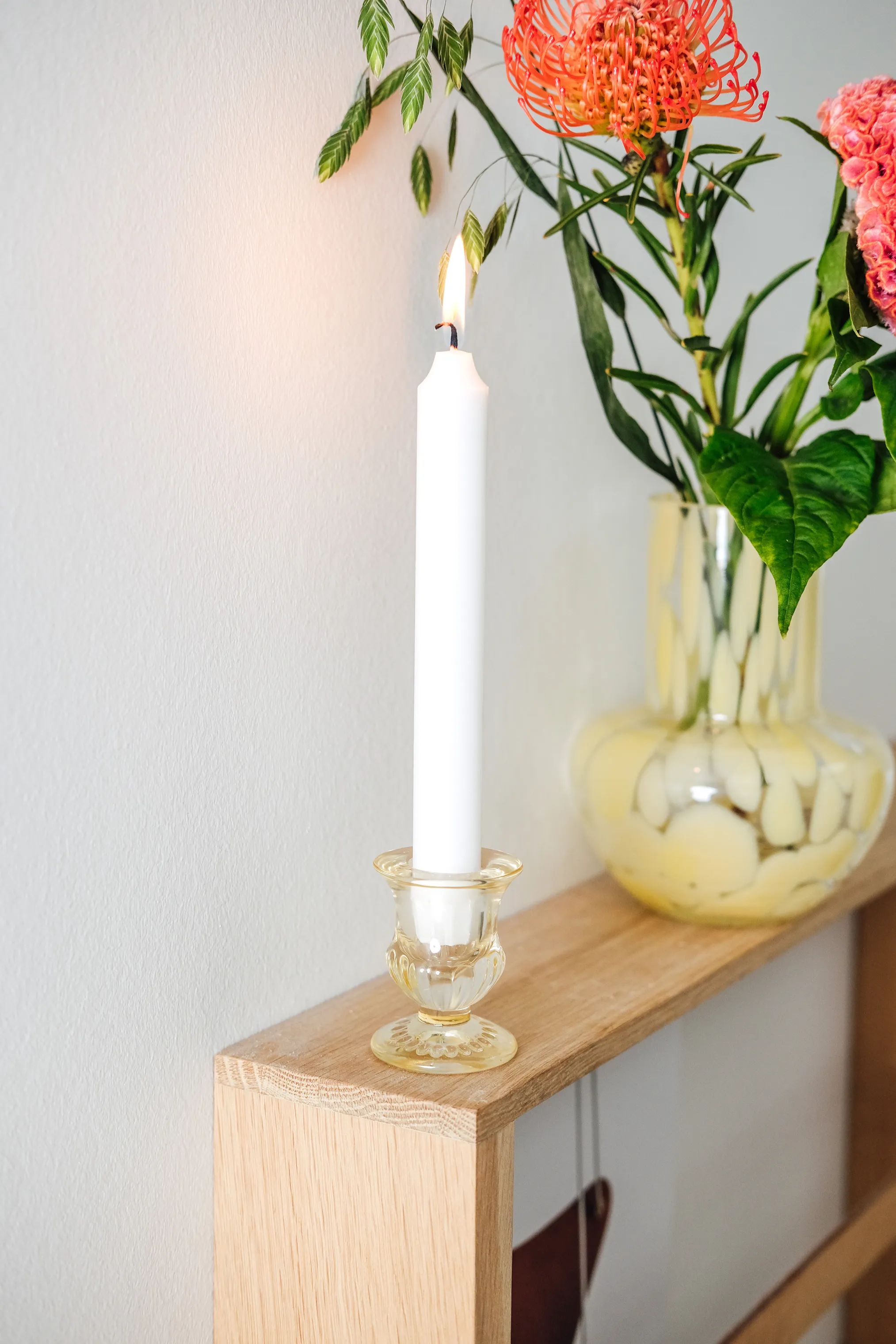 CASA Living Kronelysestage Lysestage i gul, 3