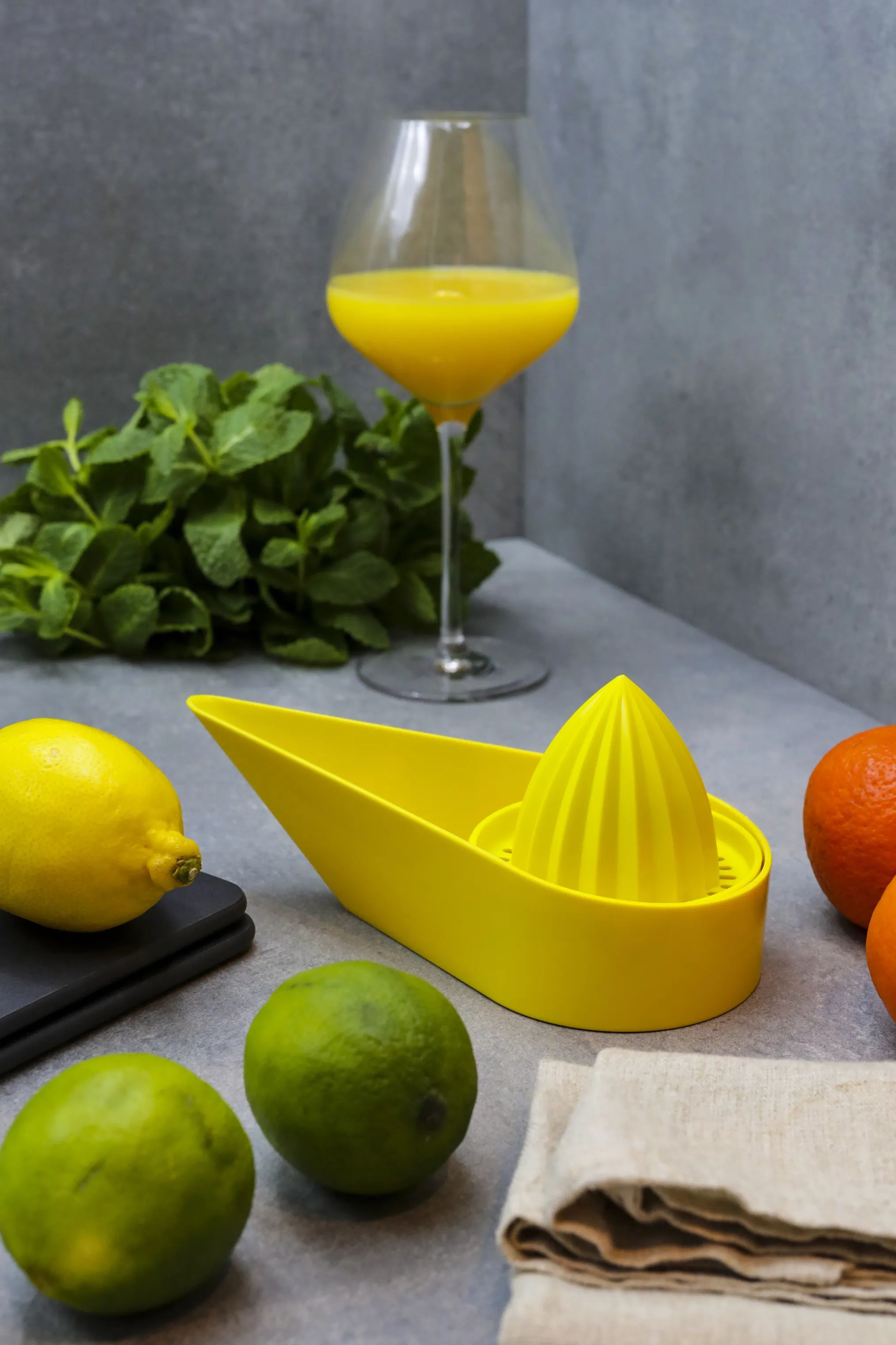 Endeavour Citruspressere Citruspresser i Gul, 5