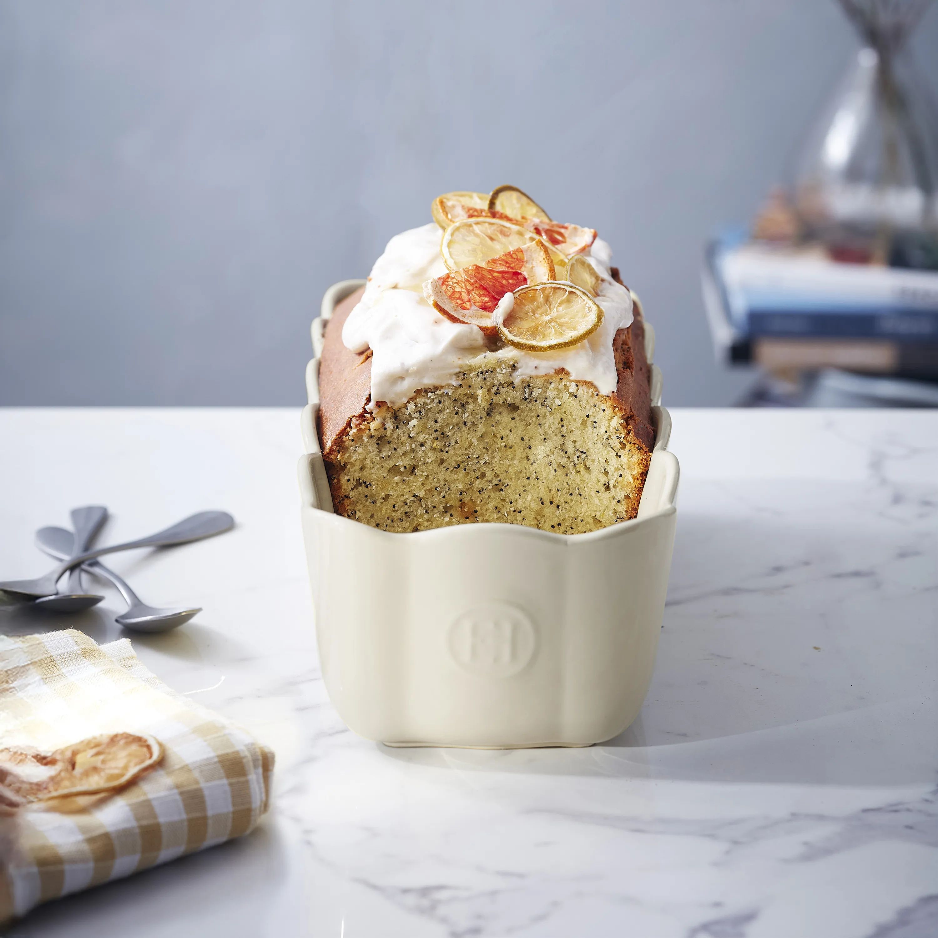 Emile Henry Rugbrødsforme og brødforme Emily Henry Madeleine Brødform i Cream, 2