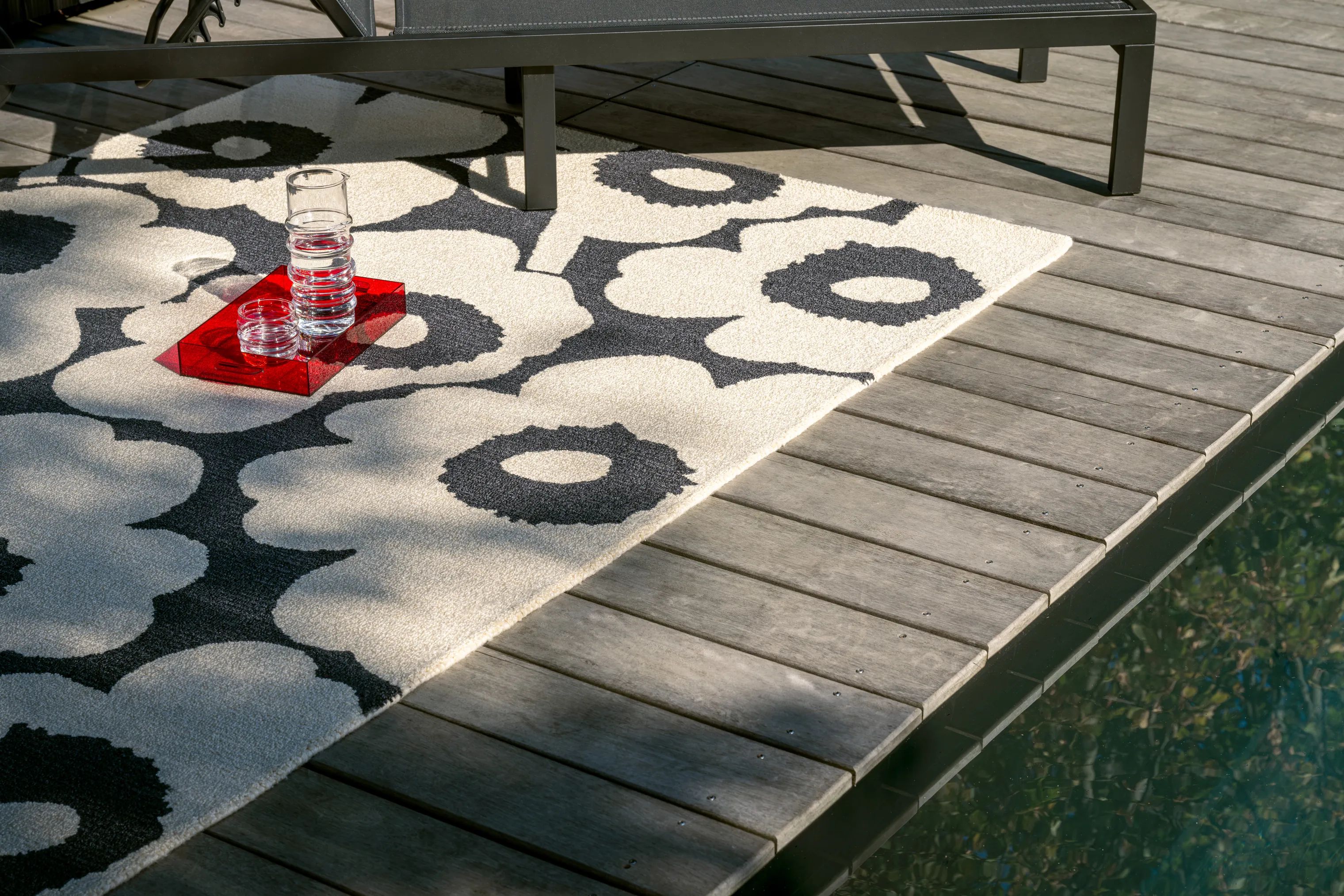 Marimekko by Brink & Campman Gulvtæpper Unikko Udendørsgulvtæppe i Hvid/sort, B160 x L230 cm, 4
