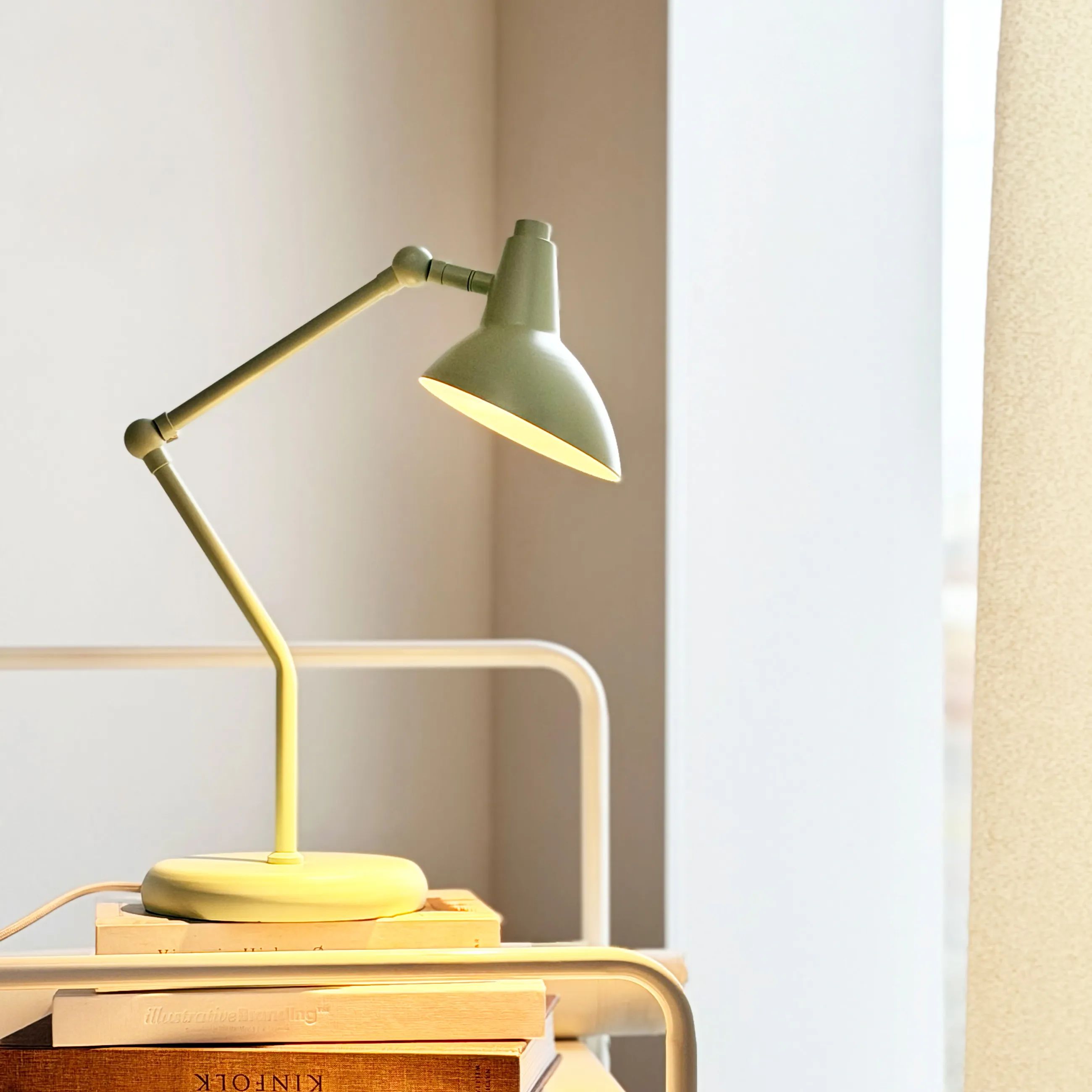 Dyberg Larsen Bordlamper Vela Bordlampe i Mint, 3