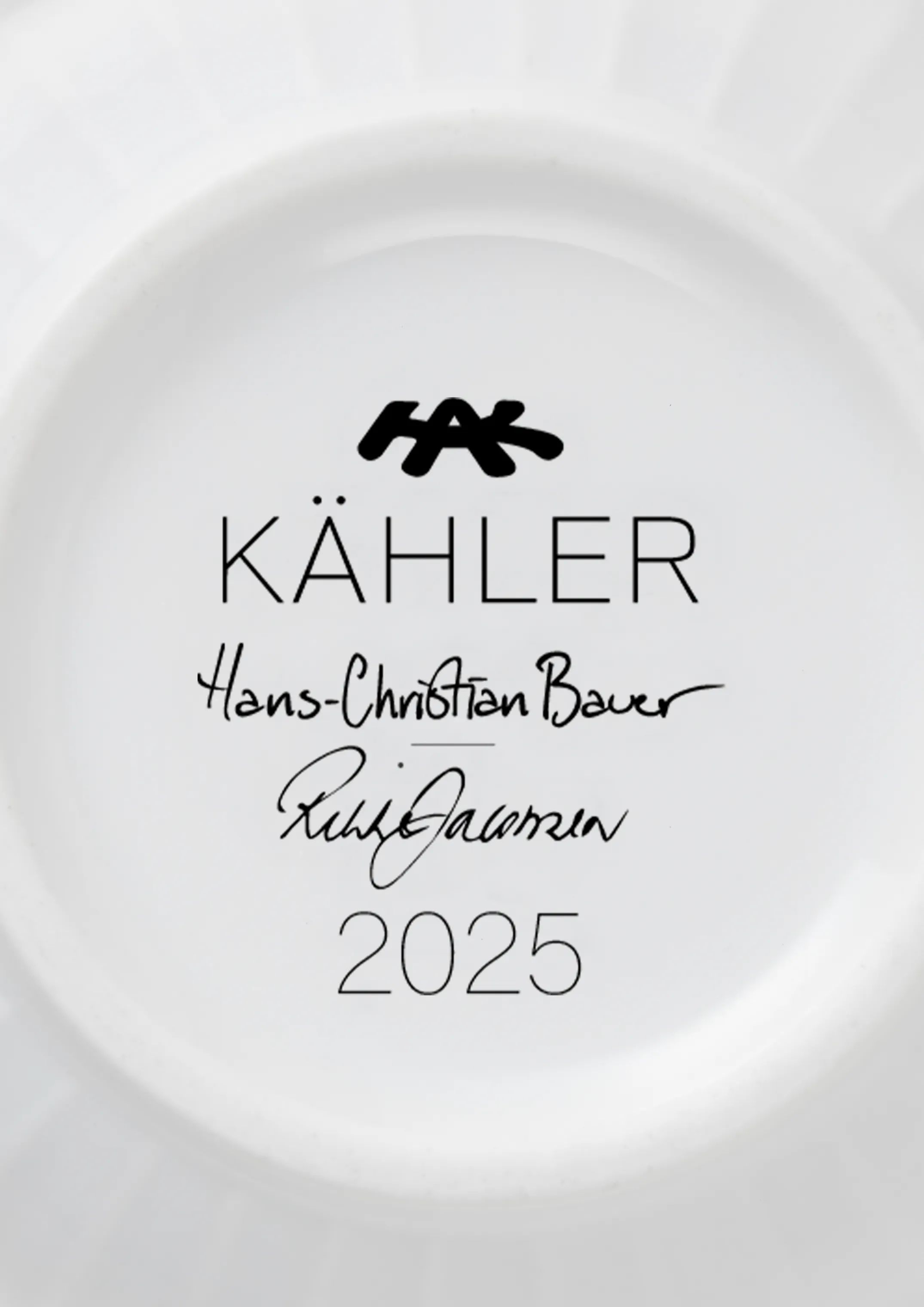 Kähler Krus og kopper med hank Hammershøi Jul Krus 2018 & 2025 - 2 stk. i Hvid, 2