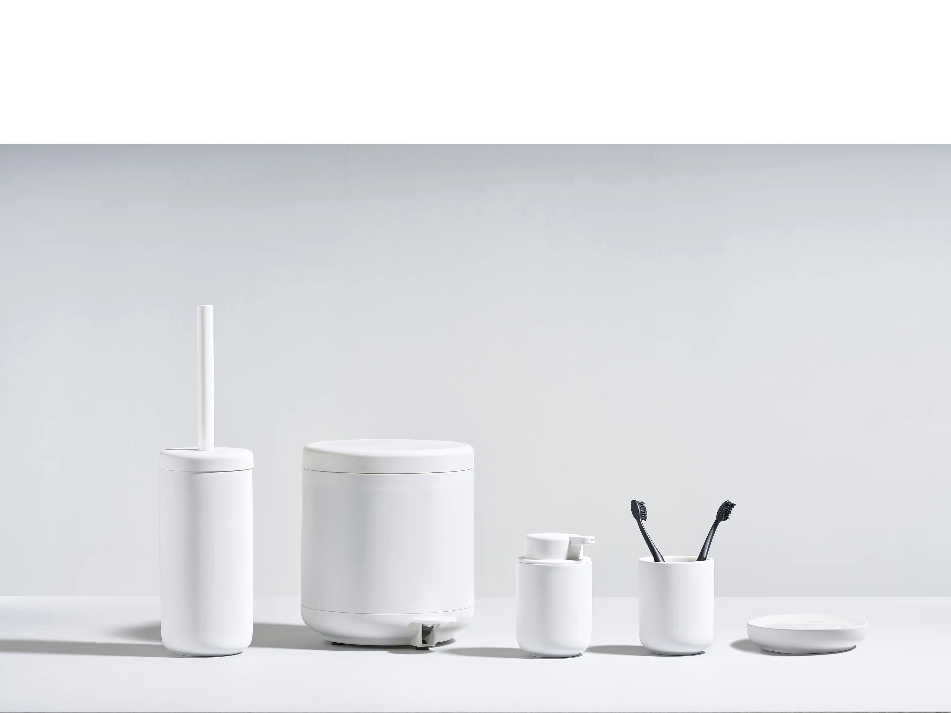 Zone Tandbørsteholdere Ume Tandbørstekrus i Soft Grey, 2