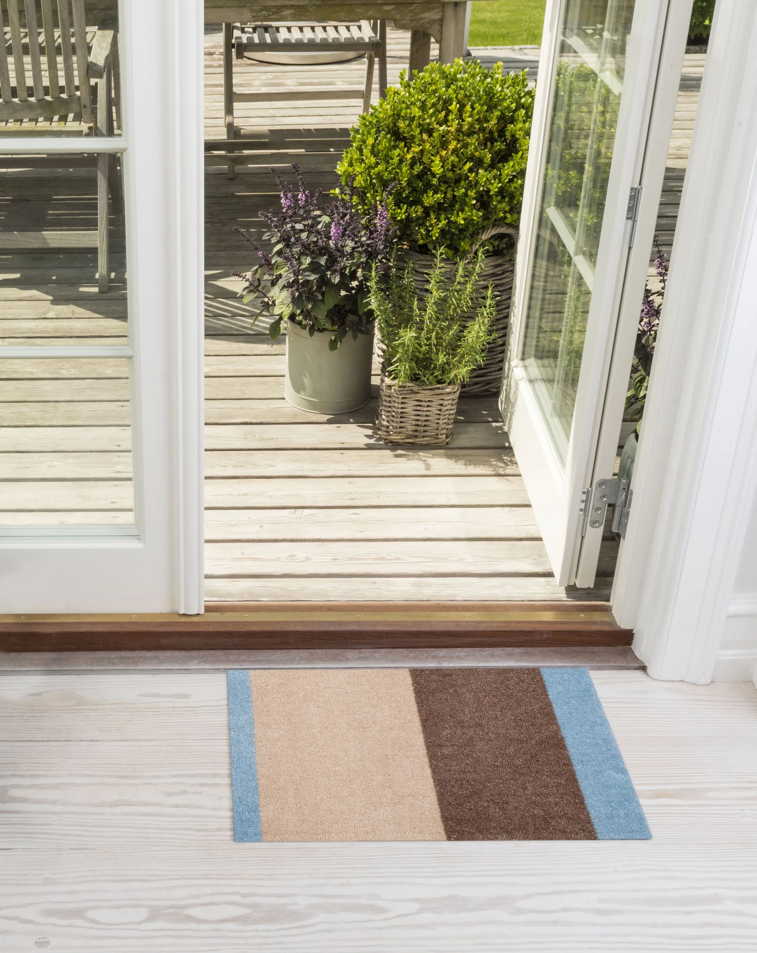 Tica Copenhagen Dørmåtter Stripes Horisontal Gulvmåtte i Ivory/Sand/Blå, B40 x L60 cm, 5