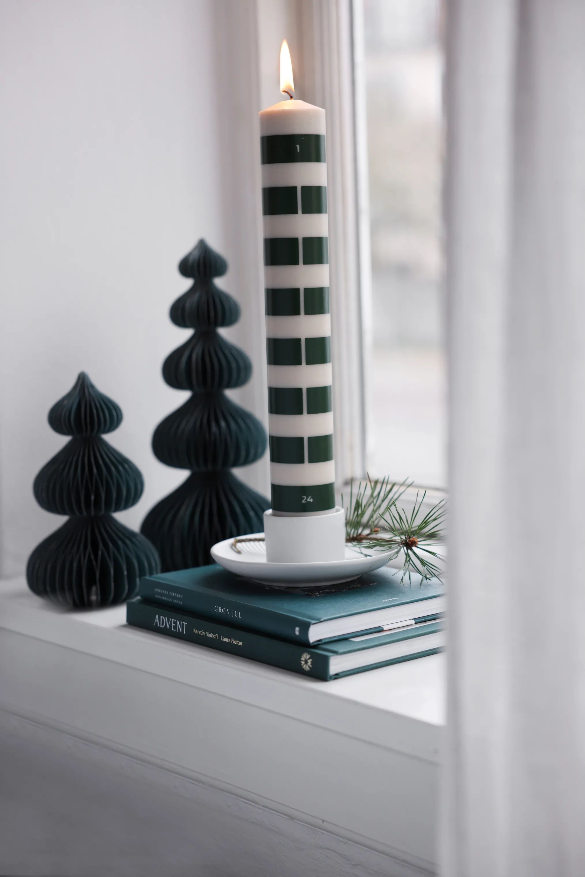 Casa Christmas Kalenderlys Kalenderlys i Beige m. Mørkegrønnestriber, 2