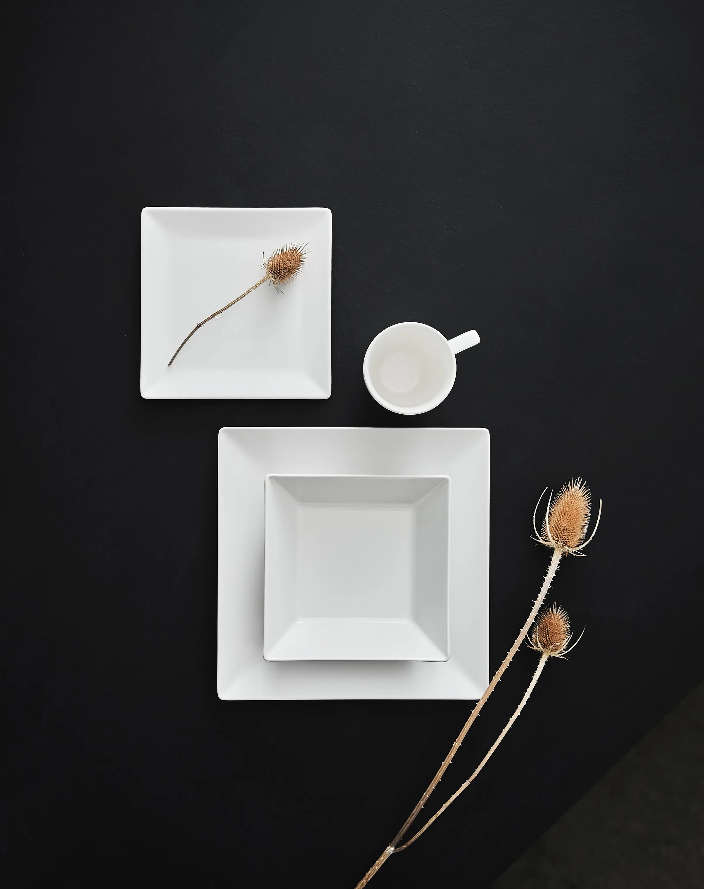 Aida Frokosttallerkener Quadro Flad Tallerken i Hvid, 26,5 cm, 2