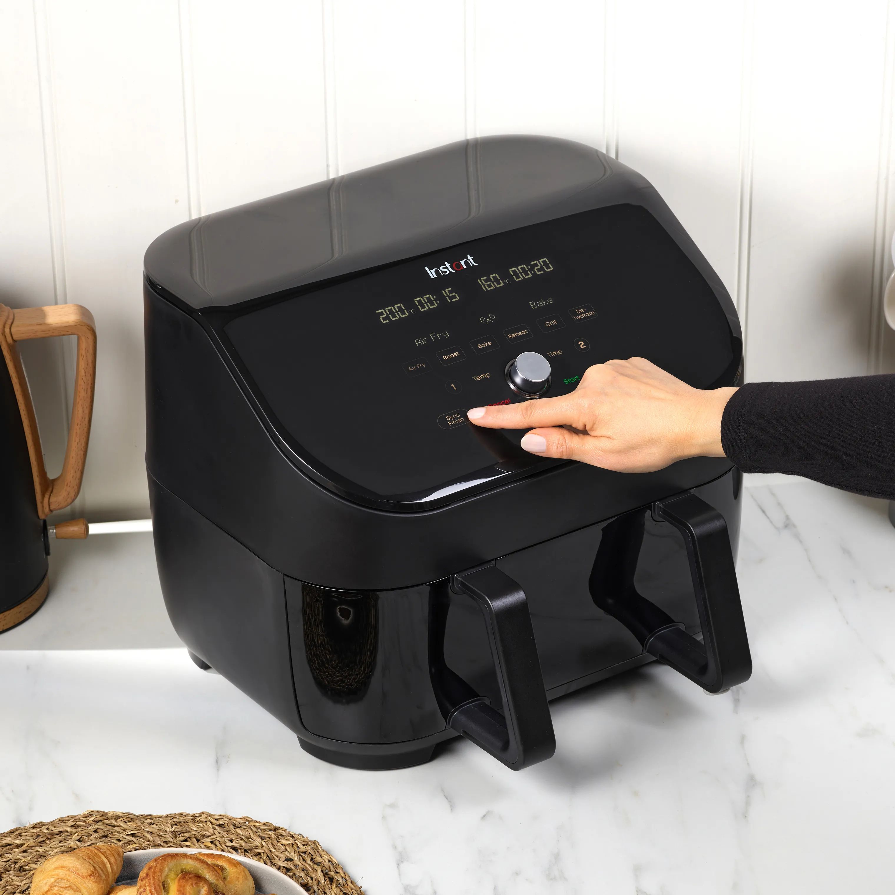 Instant Airfryers Vortex Plus VersaZone Airfryer i Black, 3