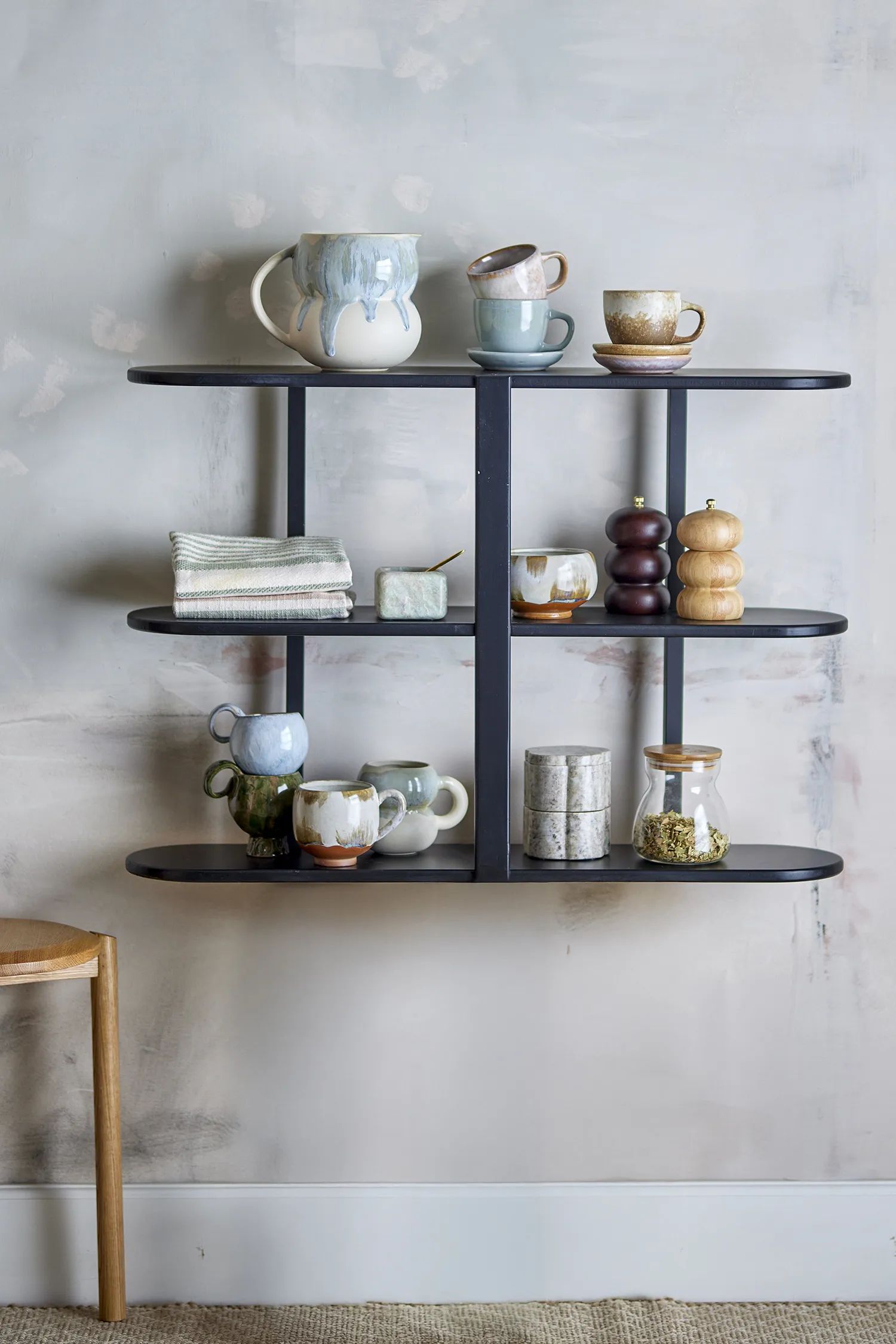 Bloomingville Hylder Vicente Hylde i Sort, 2