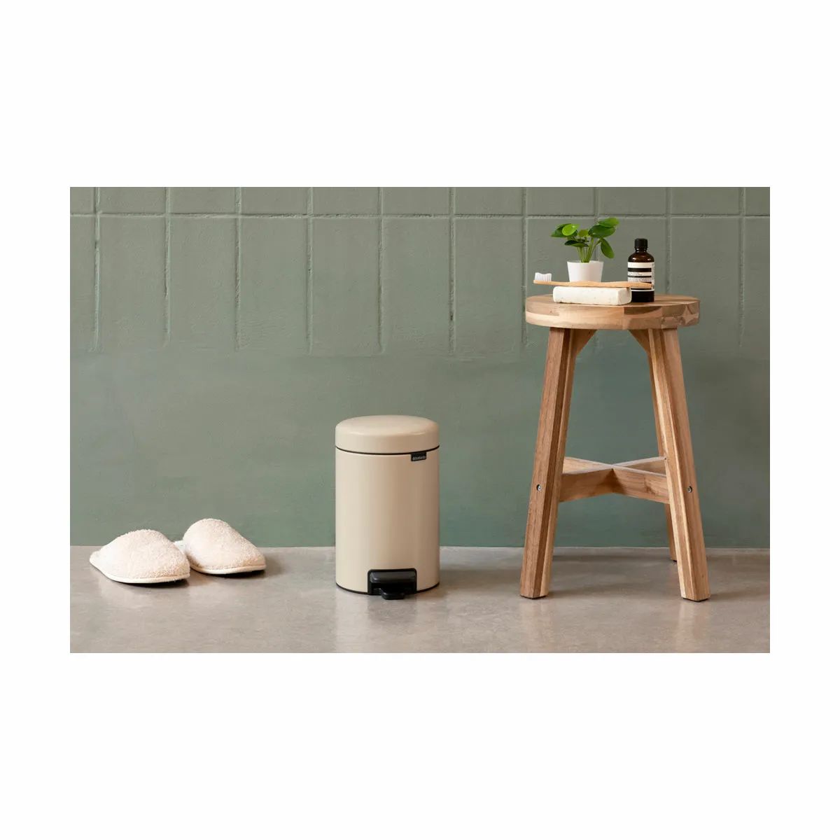 Brabantia Toiletspande NewIcon Pedalspand i Soft beige , 5 L, 4
