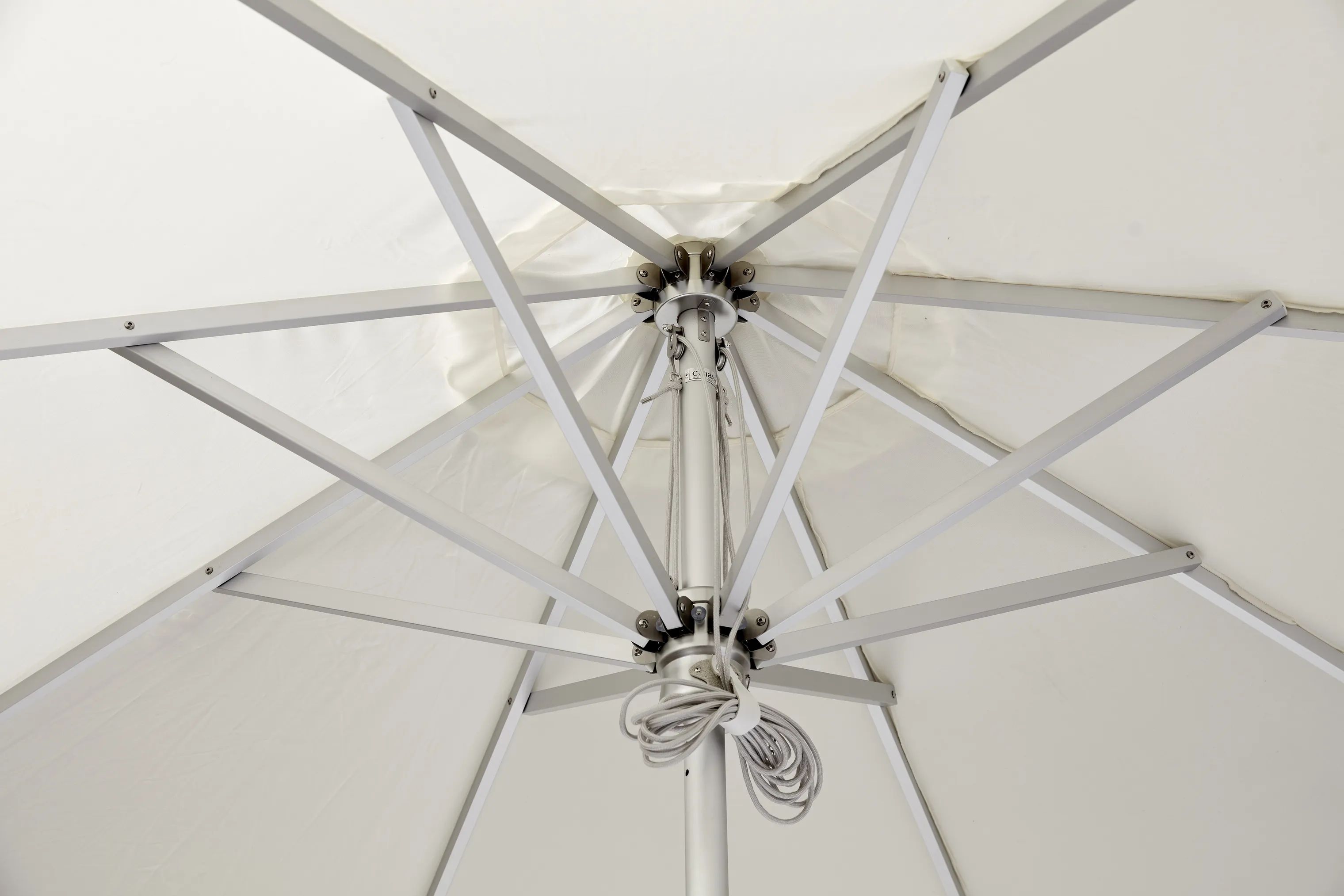 cinas Parasoller Antibes Parasol i Aluminium/Hvid, 2