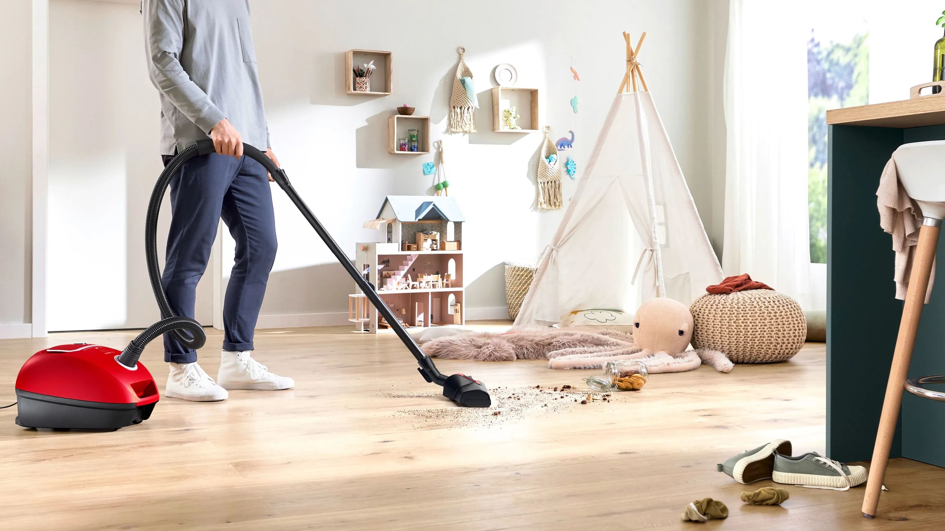 Bosch Støvsugere Støvsuger BGB41PET1 Serie 4 i Rød, 2