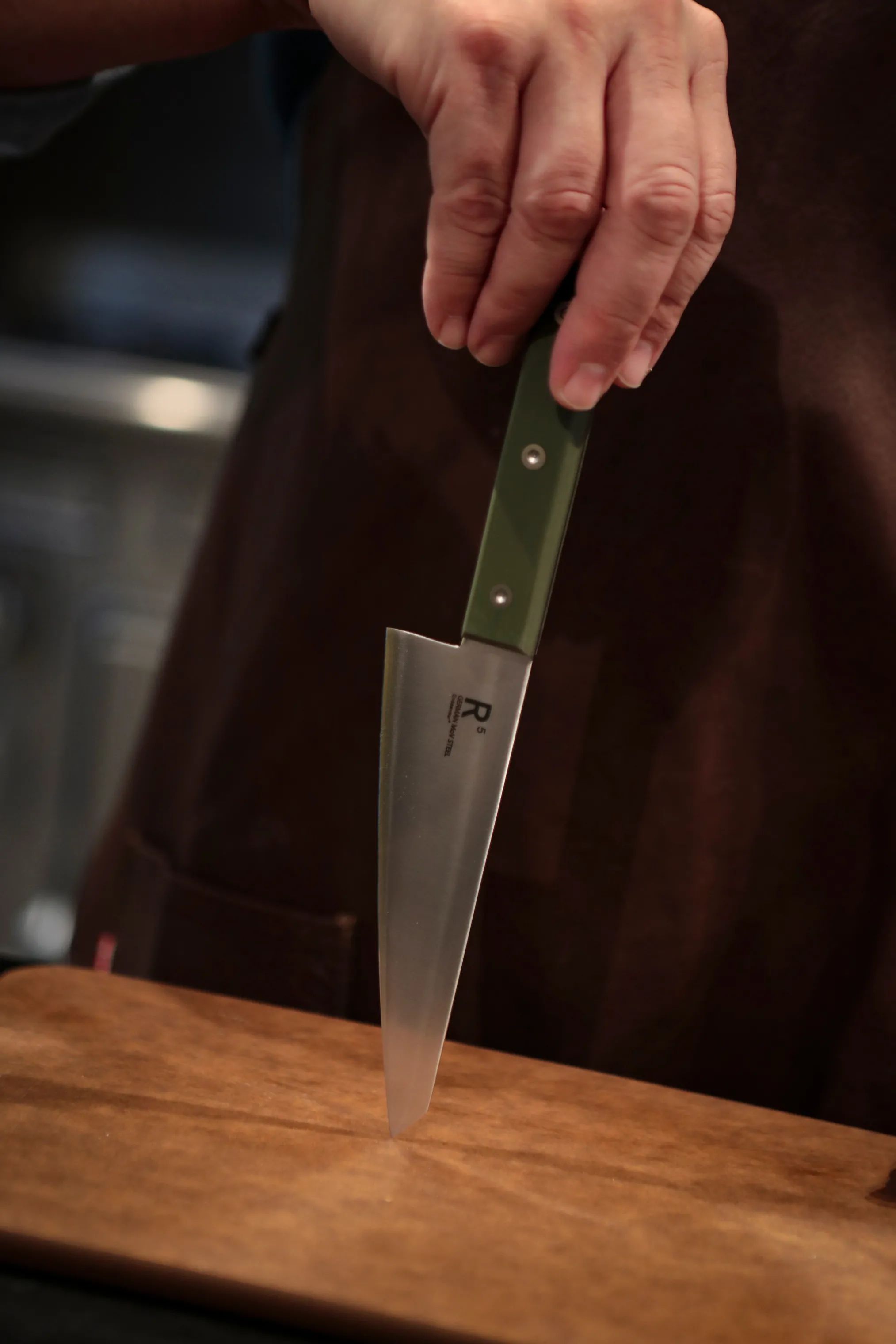 Endeavour Kokkeknive Resolution R5 Honesuki Kniv i Grøn, 4