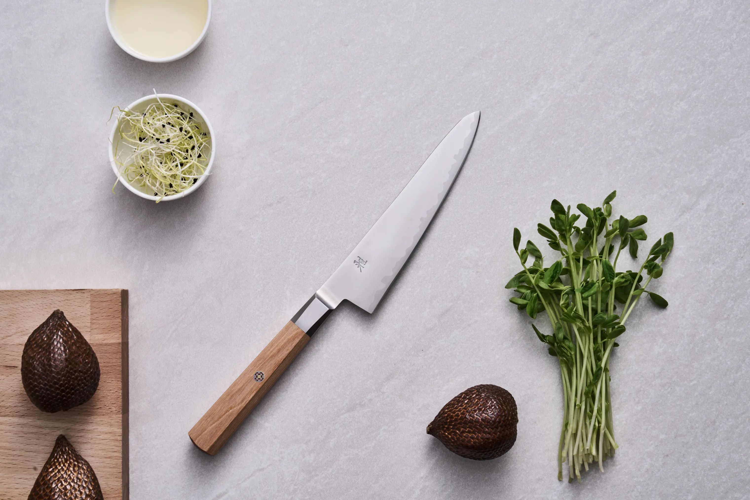 MIYABI Universalknive KOYA 4000FCv2 Koya Shotohkniv i Beige, 2