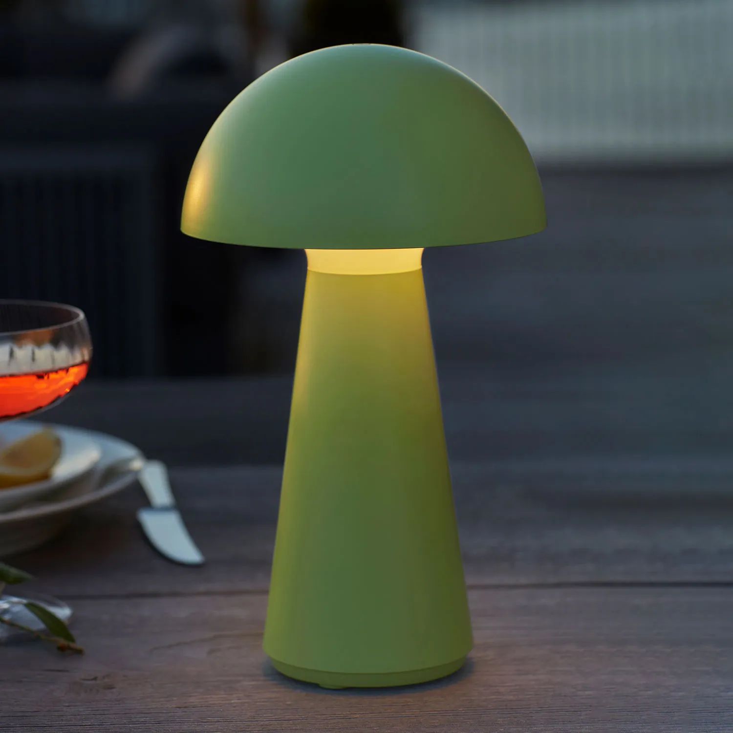Sirius Bordlamper Sam Genopladelig Bordlampe i Grøn, 2