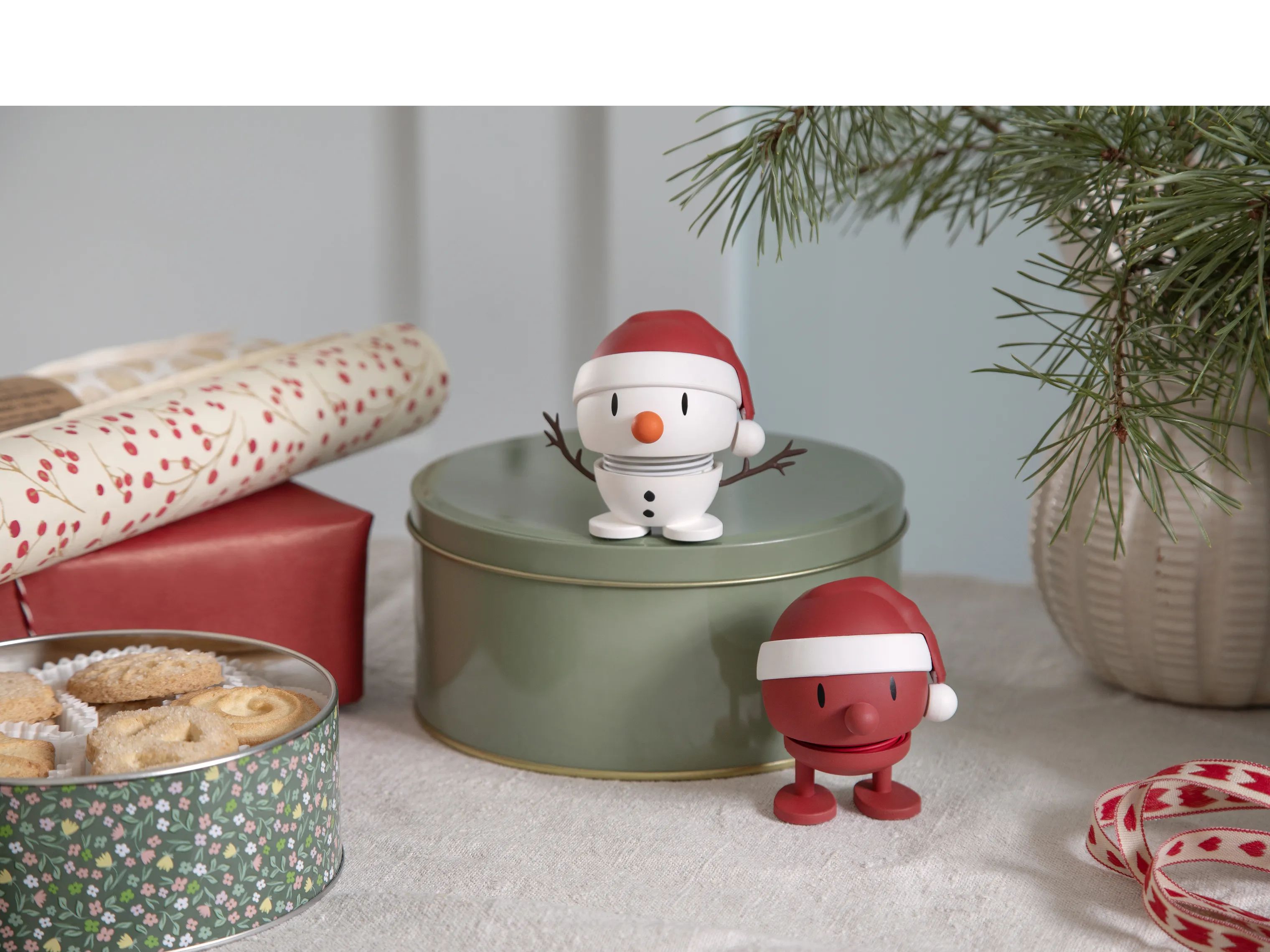 Hoptimist Øvrige figurer Christmas Bumble - Soft Santa i Red, 4
